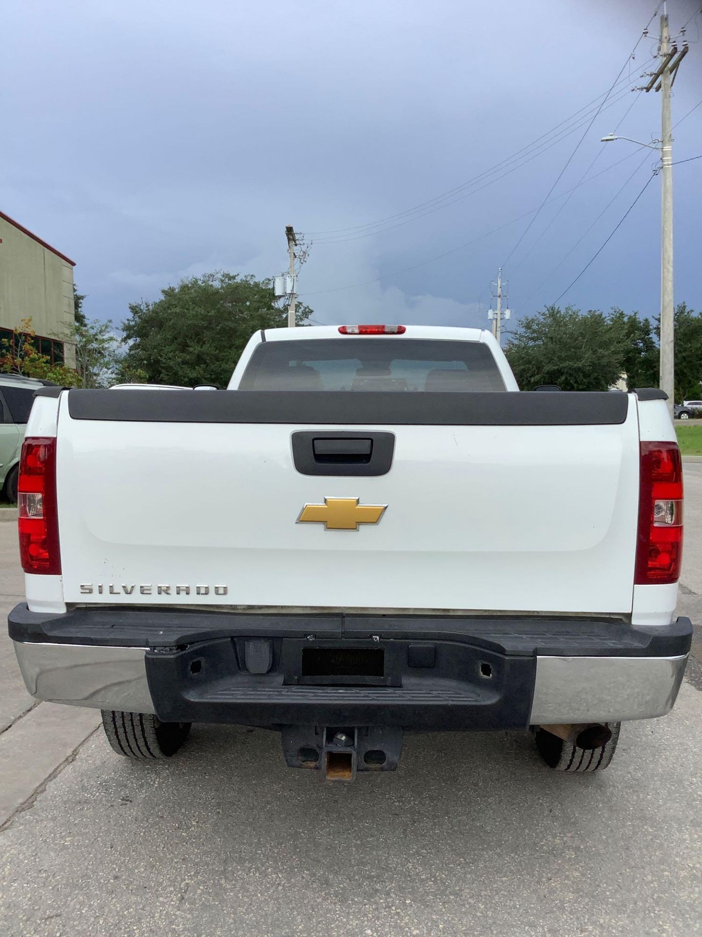 2014 CHEVROLET SILVERADO 2500HD WORK TRUCK, AUTOMATIC, RWD, APPROX GVWR 9300 LBS, STANDARD AC/HEAT A - Image 11 of 25