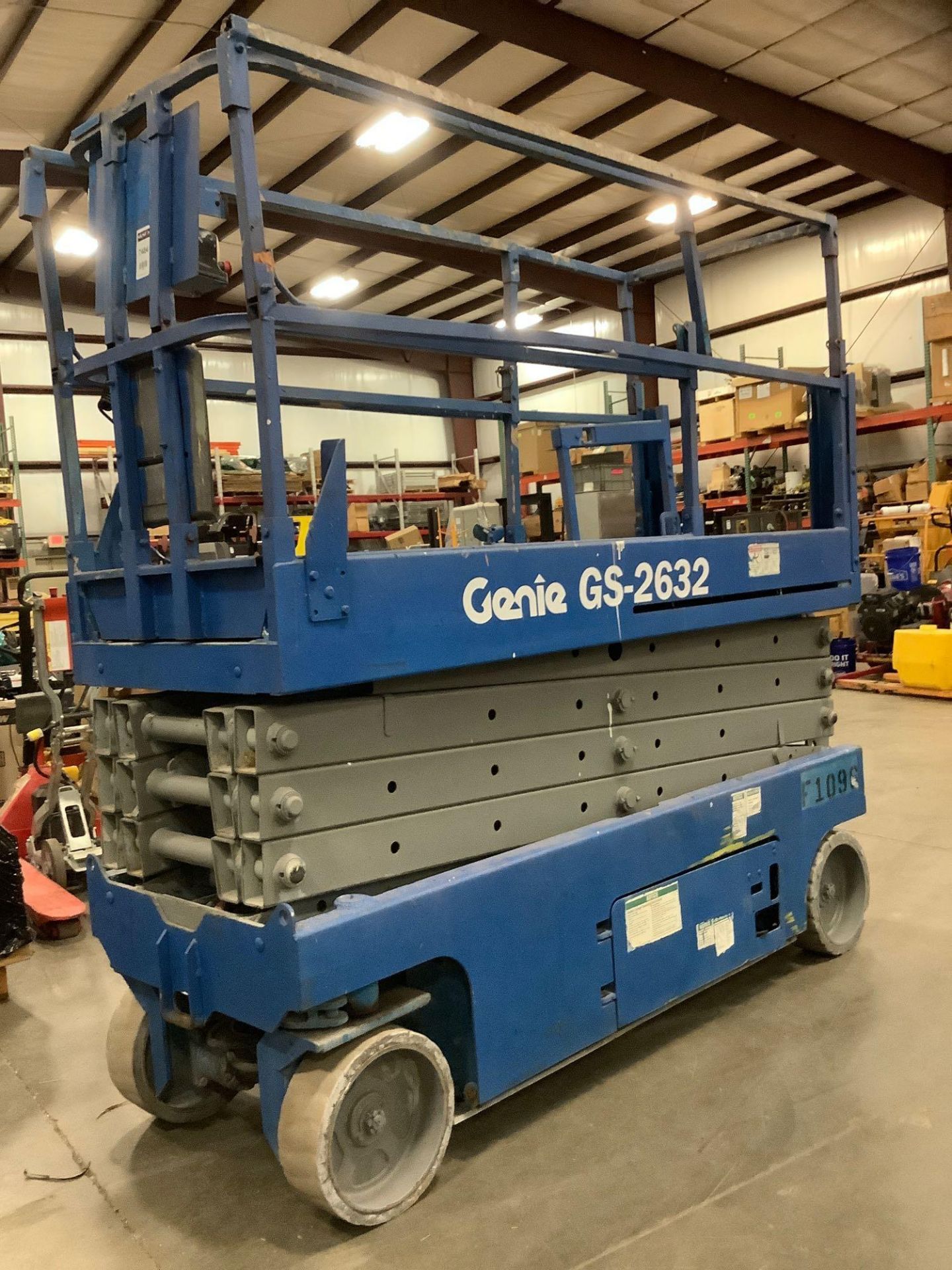 GENIE SCISSOR LIFT MODEL GS-2632, ELECTRIC, APPROX MAX PLATFORM HEIGHT 26FT, NON MARKING TIRES, BUIL - Image 3 of 13