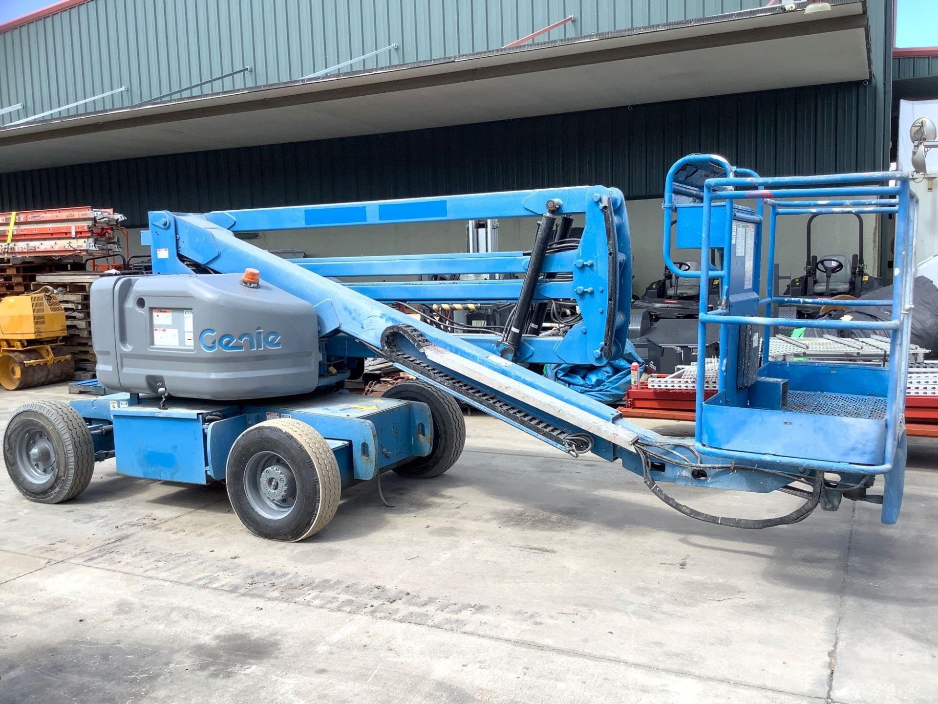 GENIE BOOM LIFT MODEL Z-45/25, DIESEL, APPROX MAX PLATFORM HEIGHT 45FT, APPROX MAX PLATFORM REACH 24 - Image 4 of 14