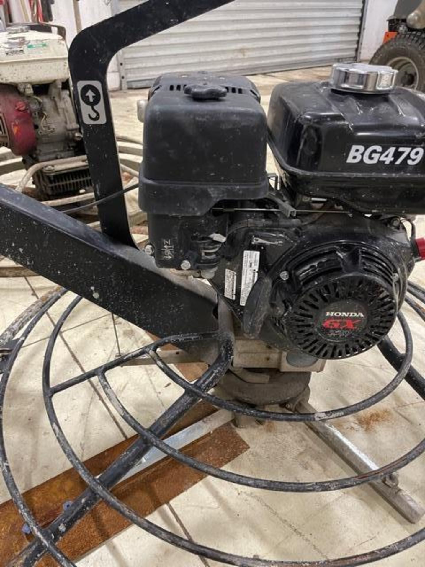 2017 46" CONCRETE POWER TROWEL, HONDA GX MOTOR, RUNS & OPERATES - Image 2 of 3