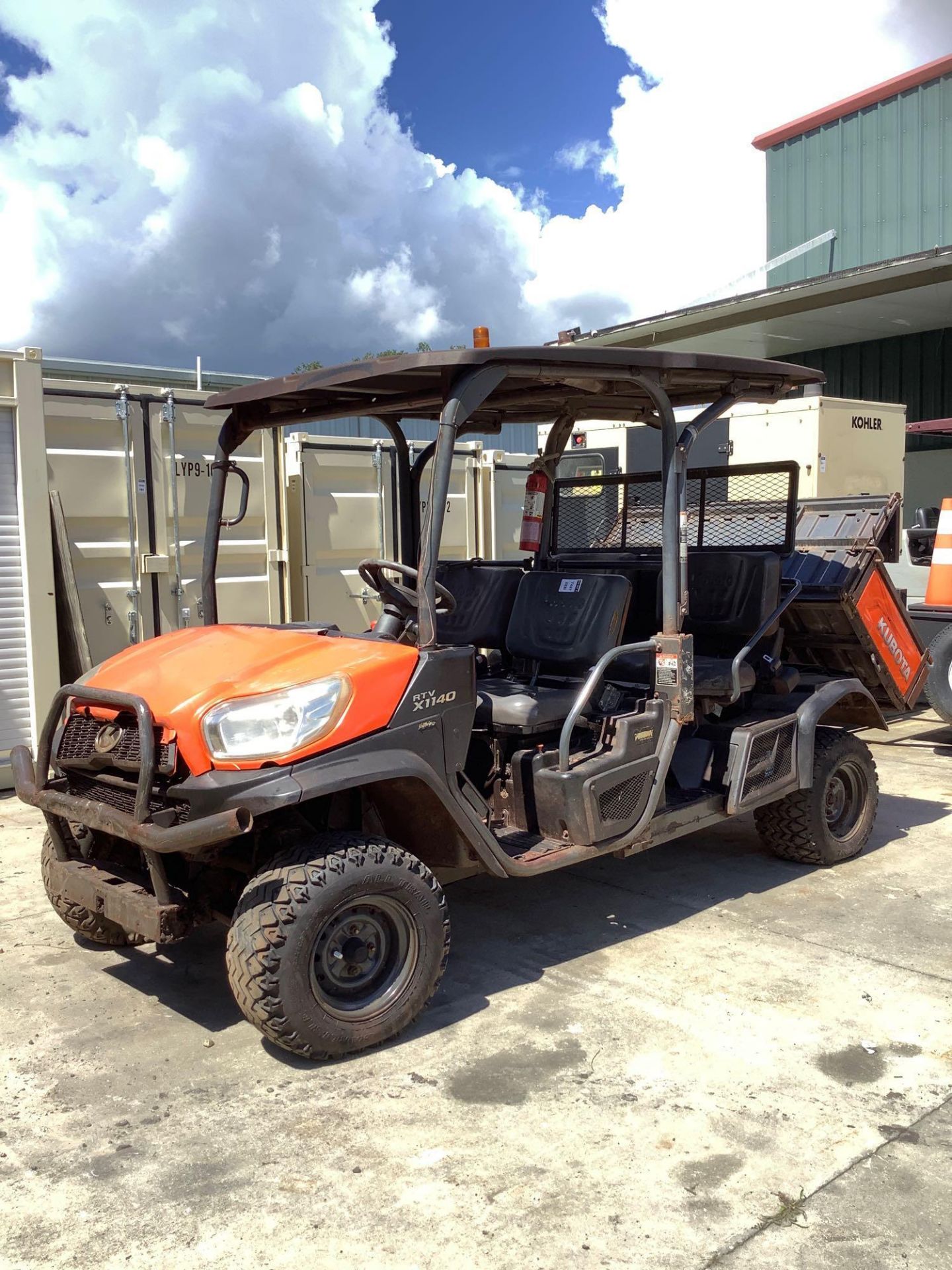 2016 KUBOTA UTV MODEL RTV-X1140, DIESEL, KUBOTA ENGINE, CREW CAB, HYDRAULIC DUMP BED, DAMAGED DURING