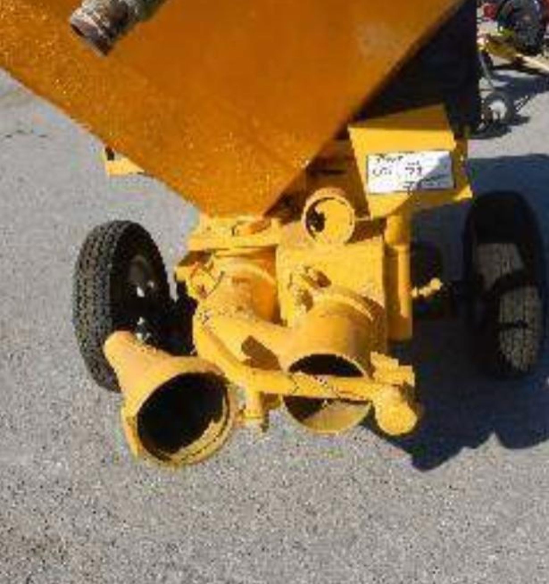 2006 6" MAYCO CONCRETE LINE PUMP WITH HOSES - Image 6 of 14