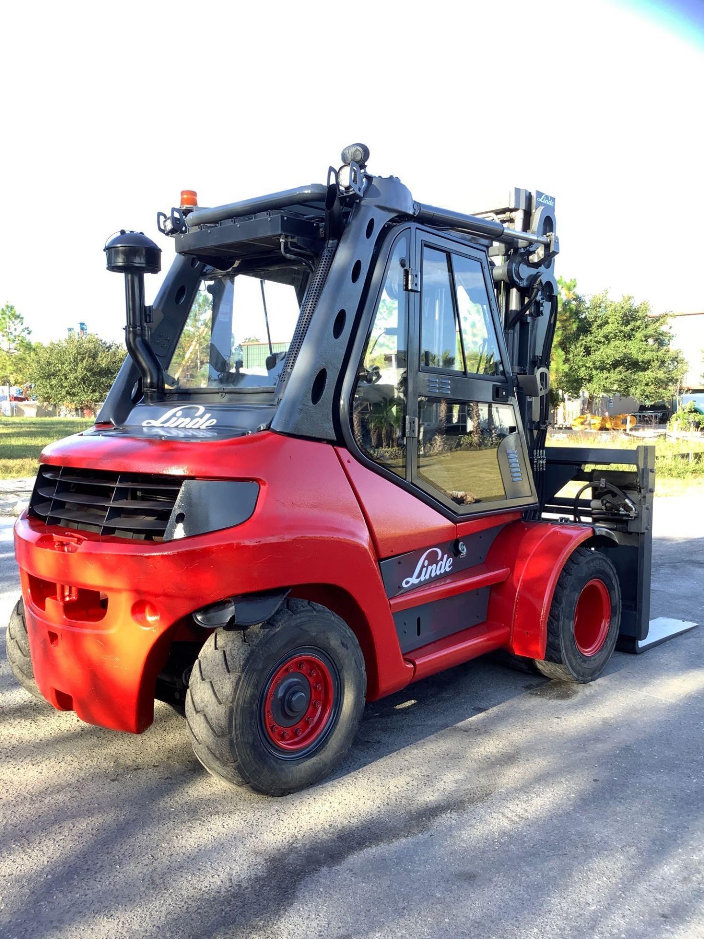 2012 LINDE FORKLIFT MODEL H70D-369 WITH SS FORK POSTNR RIGHTLINE ATTACHMENT MODEL KEM157, DIESEL, AP - Image 9 of 22