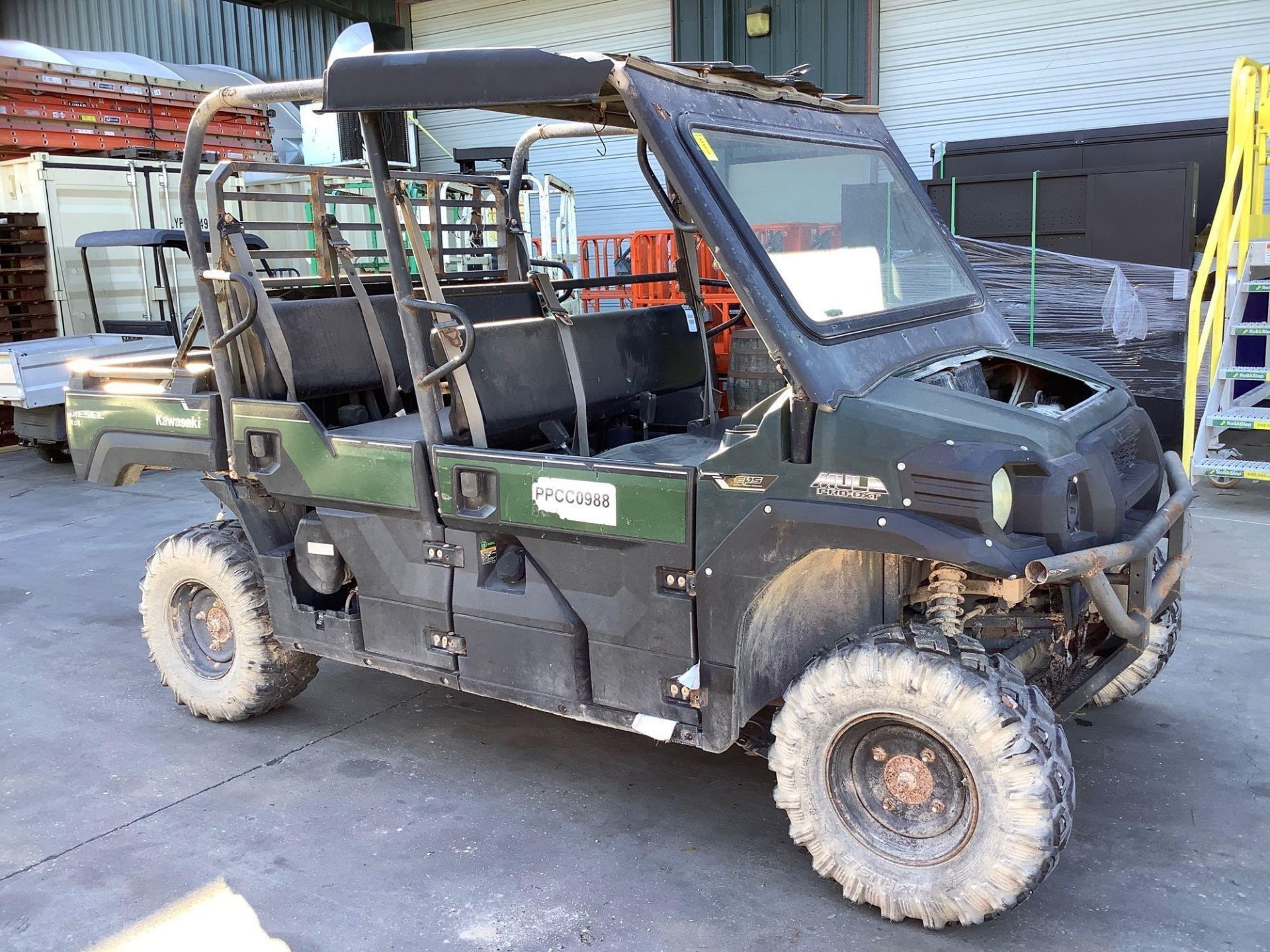 2016 KAWASAKI MULE PRO-DXT ATV, DIESEL, 4x4, CREW CAB, ELECTRIC POWER STEERING, BALL HITCH, 4WD, HAS - Image 10 of 19