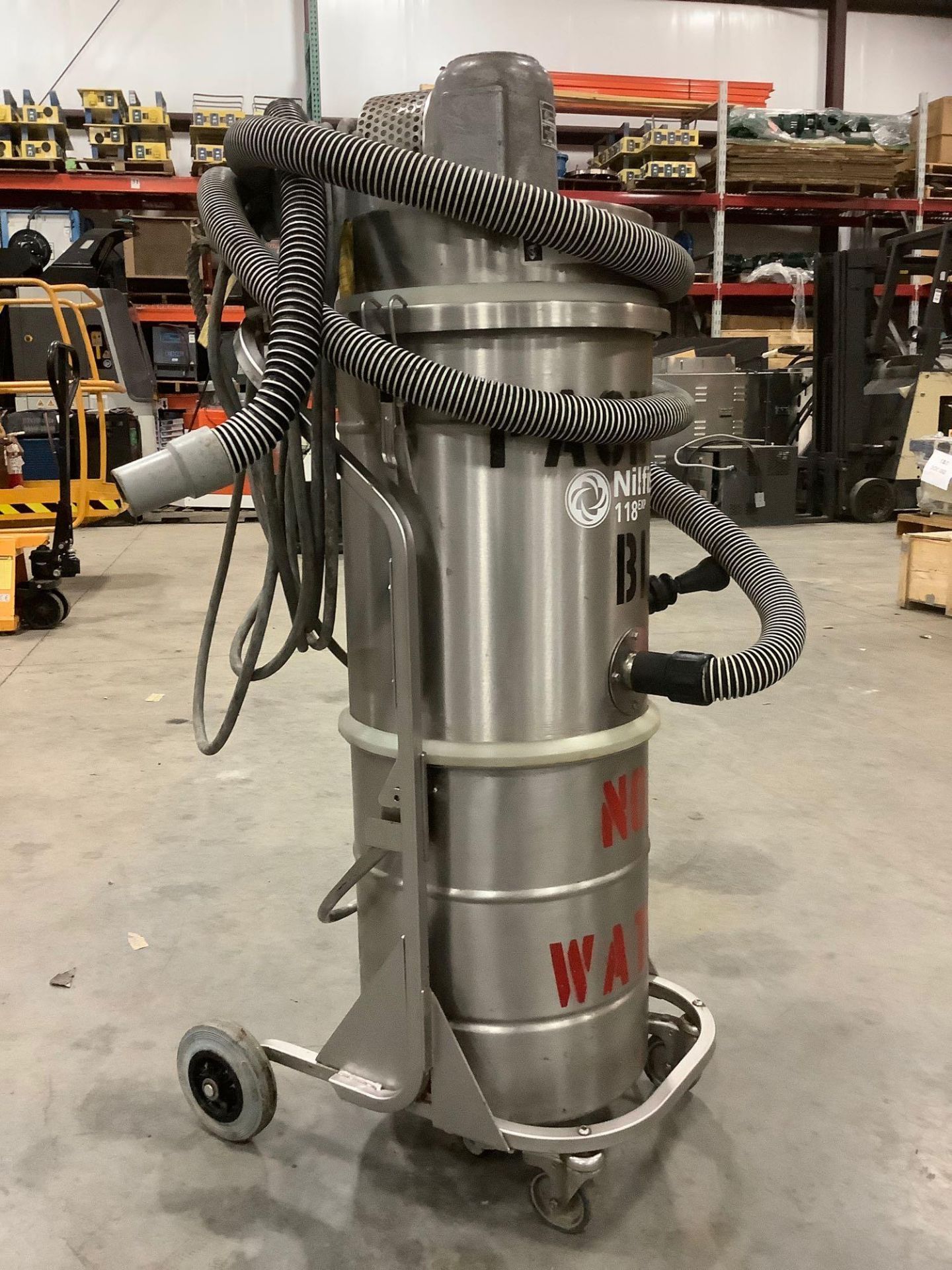 NILFISK CFM INDUSTRIAL VACUUM MODEL 118EXP, APPROX 120 VOLTS, - Image 5 of 8