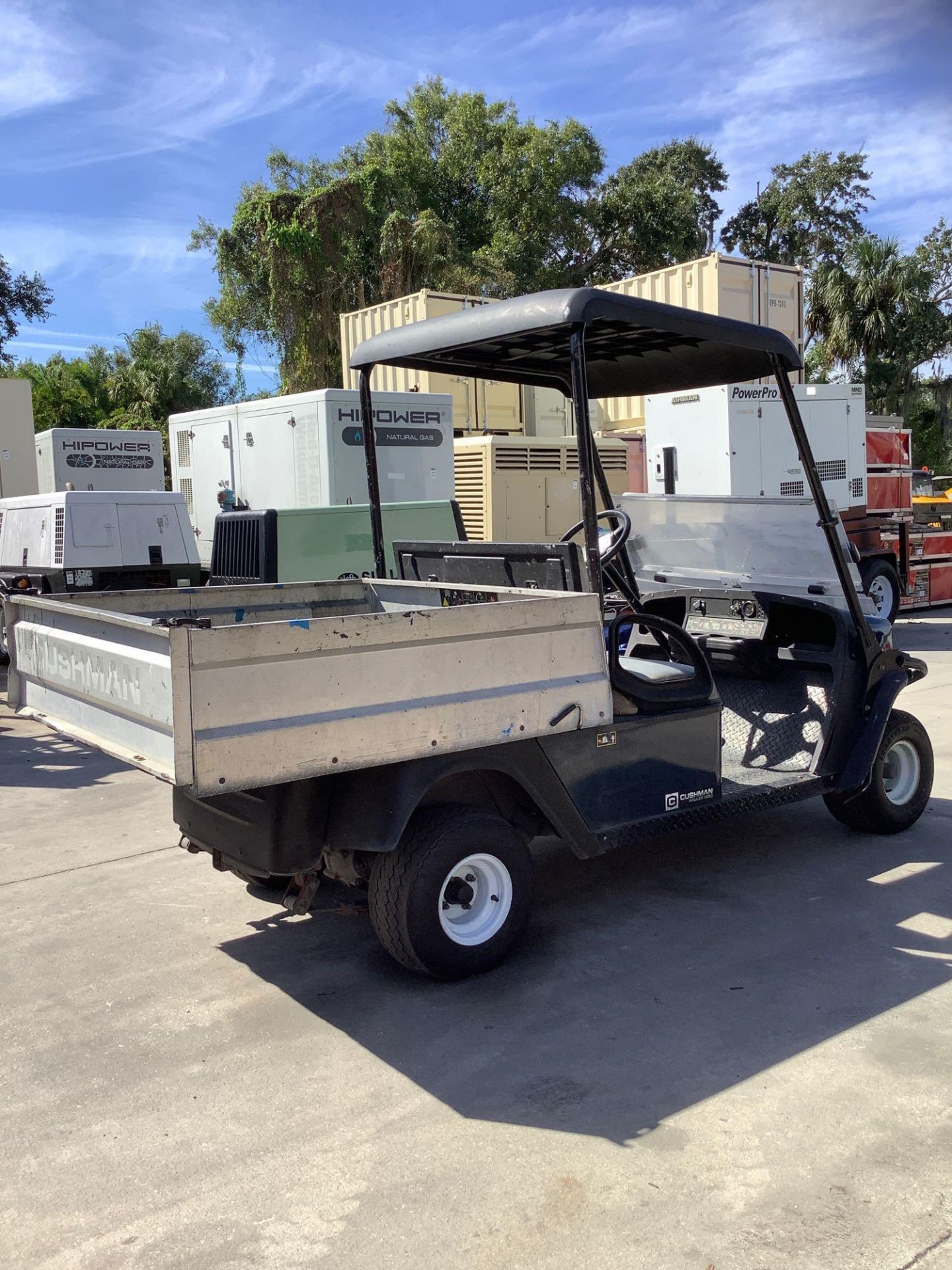 2016 CUSHMAN TEXTRON GOLF CART MODEL CSH HAUL 1200 G, GAS POWERED, KAWASAKI ENGINE, MANUAL DUMP BED, - Image 3 of 14