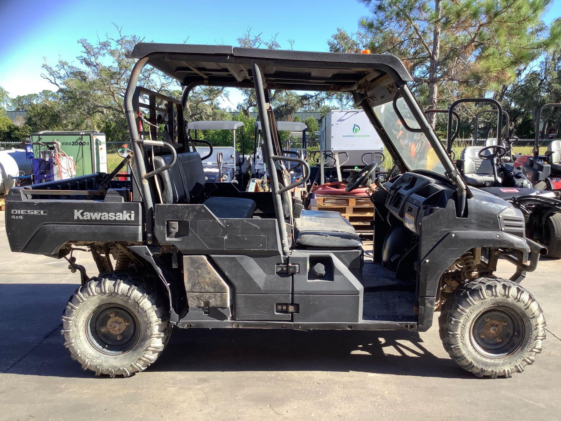 2016 KAWASAKI MULE PRO-DXT ATV, DIESEL, 4x4, CREW CAB, ELECTRIC POWER STEERING, 4WD, BALL HITCH, HAS - Image 7 of 15