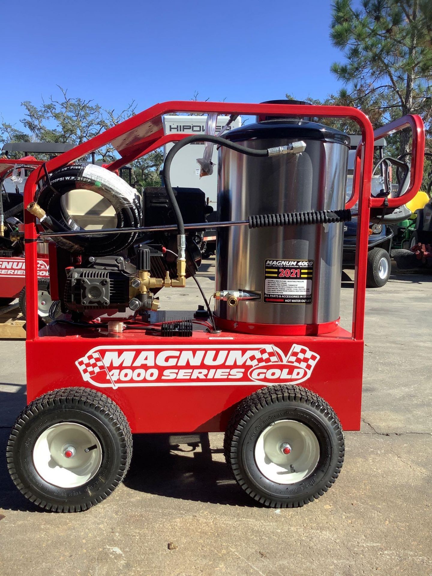 UNUSED 2021 MAGNUM 4000 SERIES GOLD HOT WATER PRESSURE WASHER,DIESEL GAS POWER, ELECTRIC START, APPR - Image 2 of 13