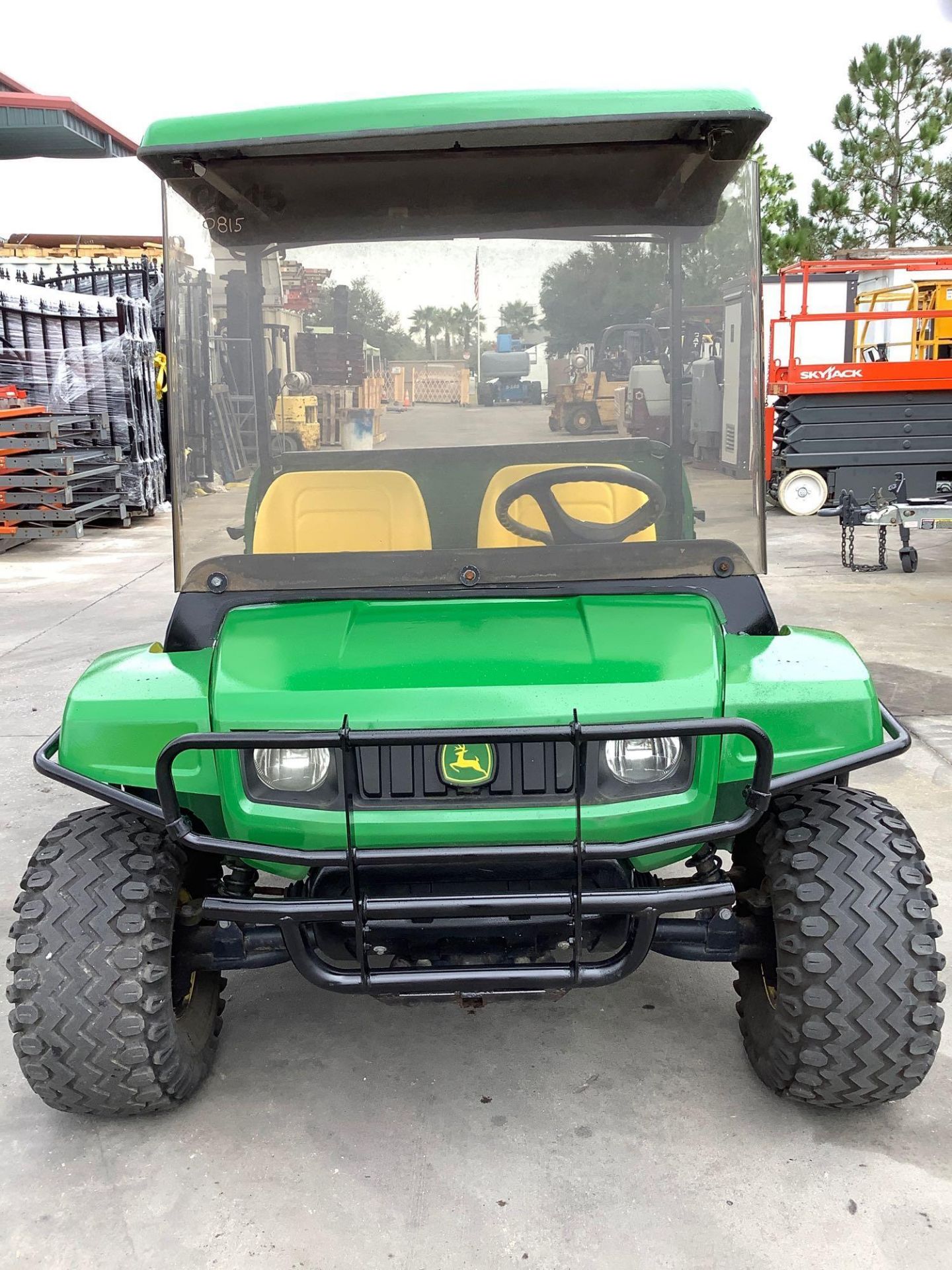 JOHN DEERE ATV, GAS POWERED, MANUAL DUMP BED, NEW SEATS & BATTERIES, RUNS AND OPERATES - Image 8 of 13