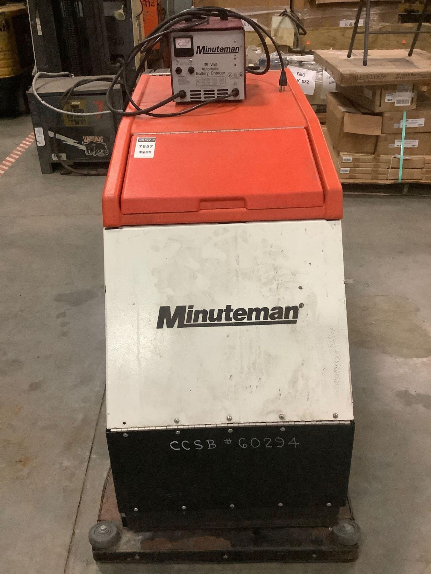 MINUTEMAN MODEL MC833473 26B FOAM, ELECTRIC, APPROX DC VOLTS 36, MINUTEMAN AUTOMATIC BATTERY CHARGER - Image 8 of 10