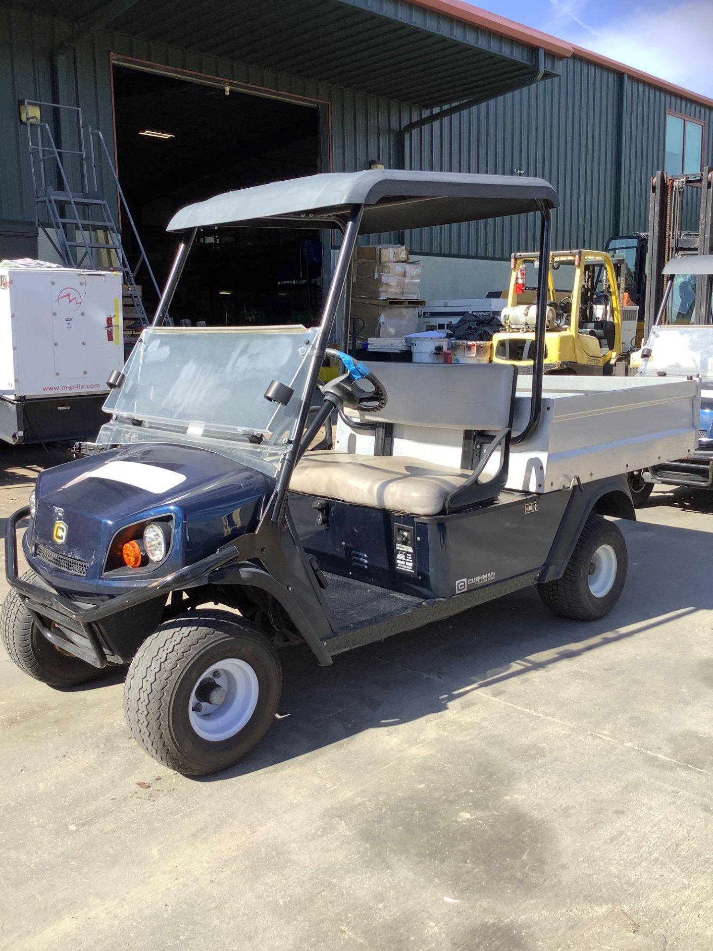 2016 CUSHMAN TEXTRON GOLF CART MODEL CSH HAUL 1200 G, GAS POWERED, KAWASAKI ENGINE, MANUAL DUMP BED, - Image 9 of 12