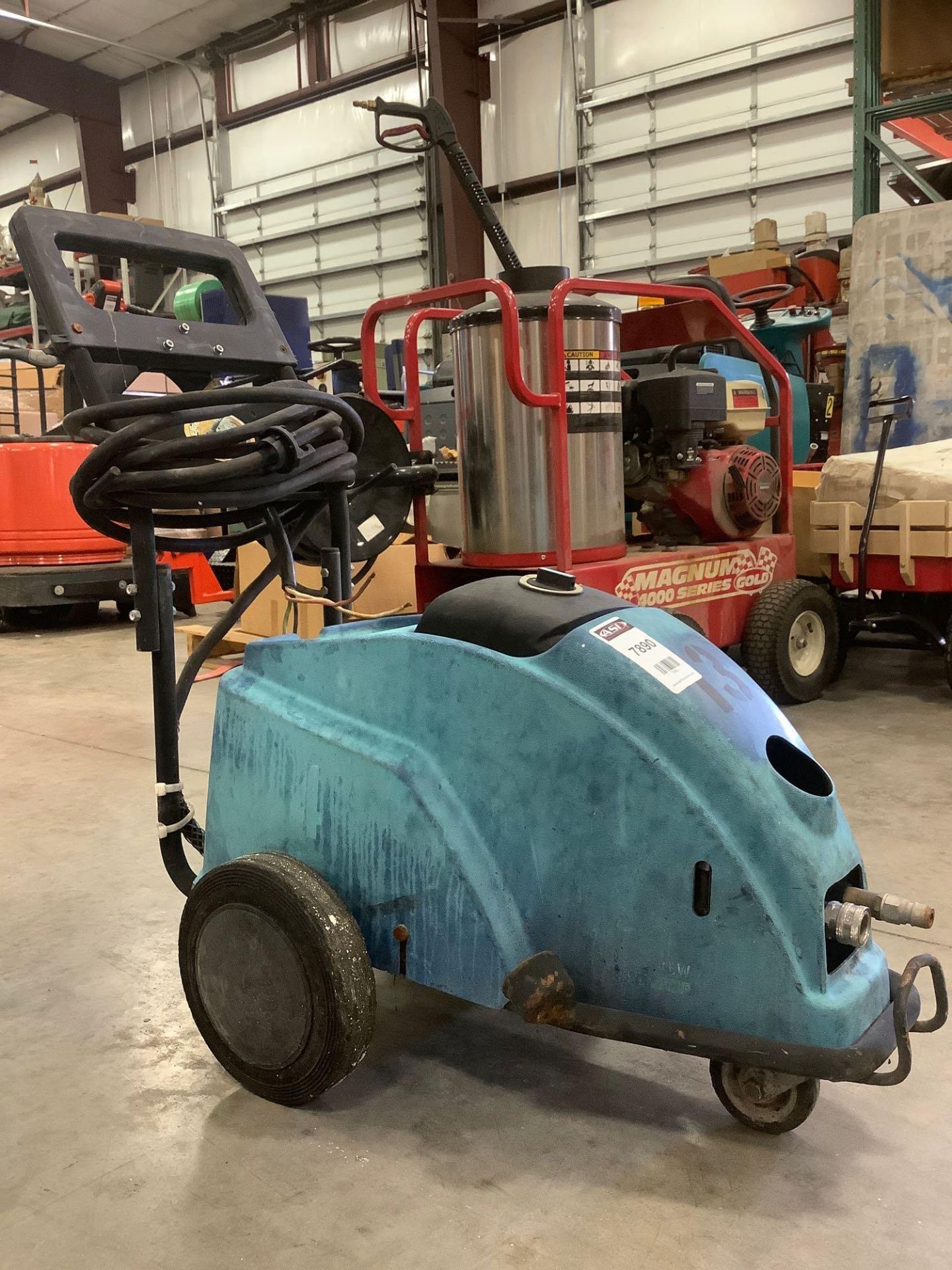 NILFISK ALTO POSEIDON 1280 STEAMER/ PRESSURE WASHER, APPROX GPM 5,2 , APPROX MAX PSI 2810