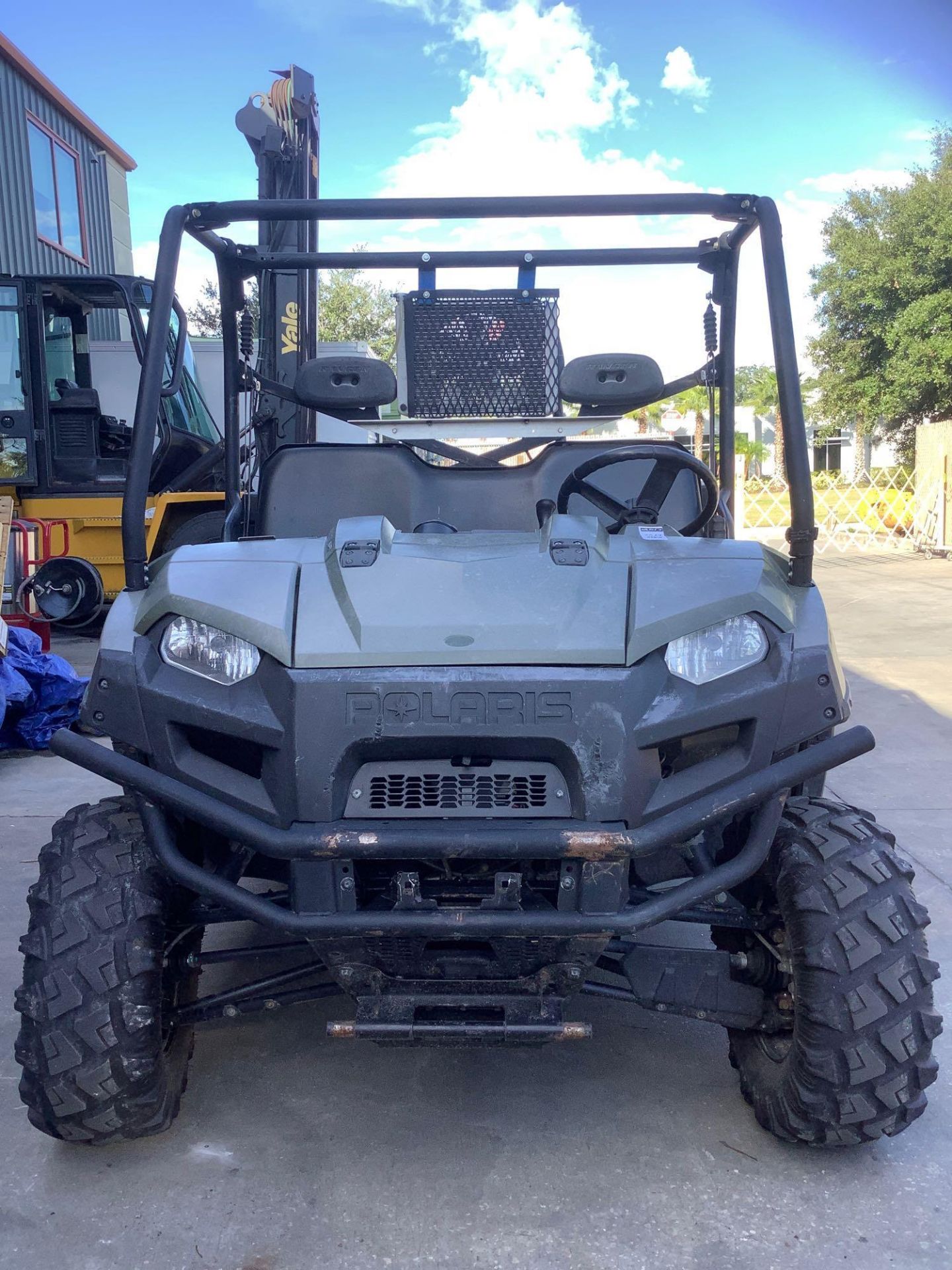 2011 POLARIS 6x6 RANGER 700, GAS POWERED, AWD, AUTOMATIC DUMP BED, STORAGE BOX APPROX 5FT LONG, HITC - Image 12 of 23