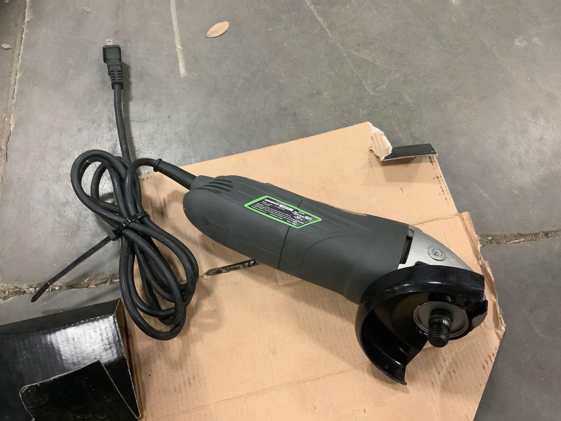 GENESIS 6AMP 4-1/2” ANGLE GRINDER, APPROX 10,500 RPM - Image 3 of 4