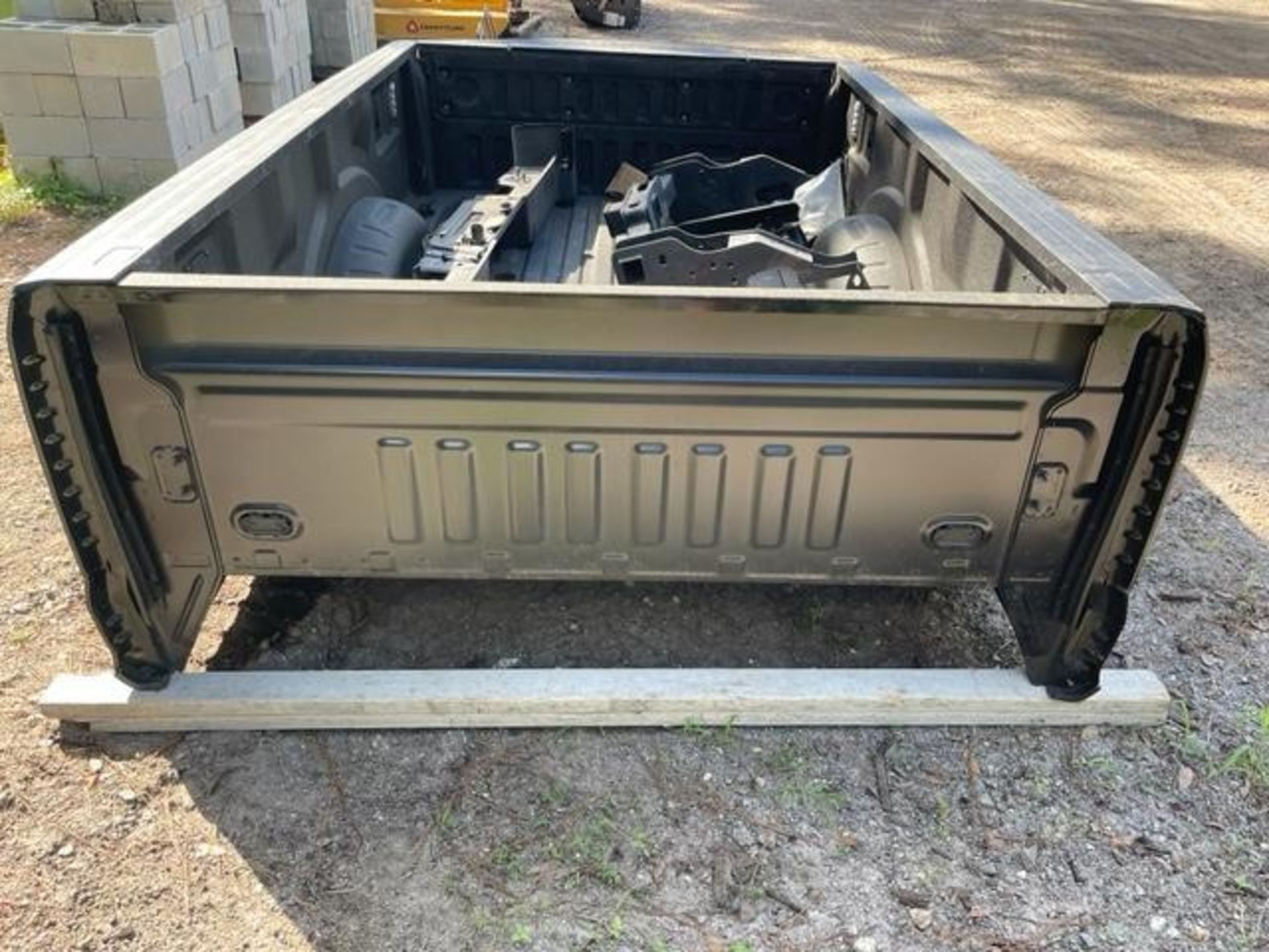 2021 FORD F-450 BED WITH LINE X INSIDE, GOOSENECK HOOK UP, UNUSED - Image 2 of 5