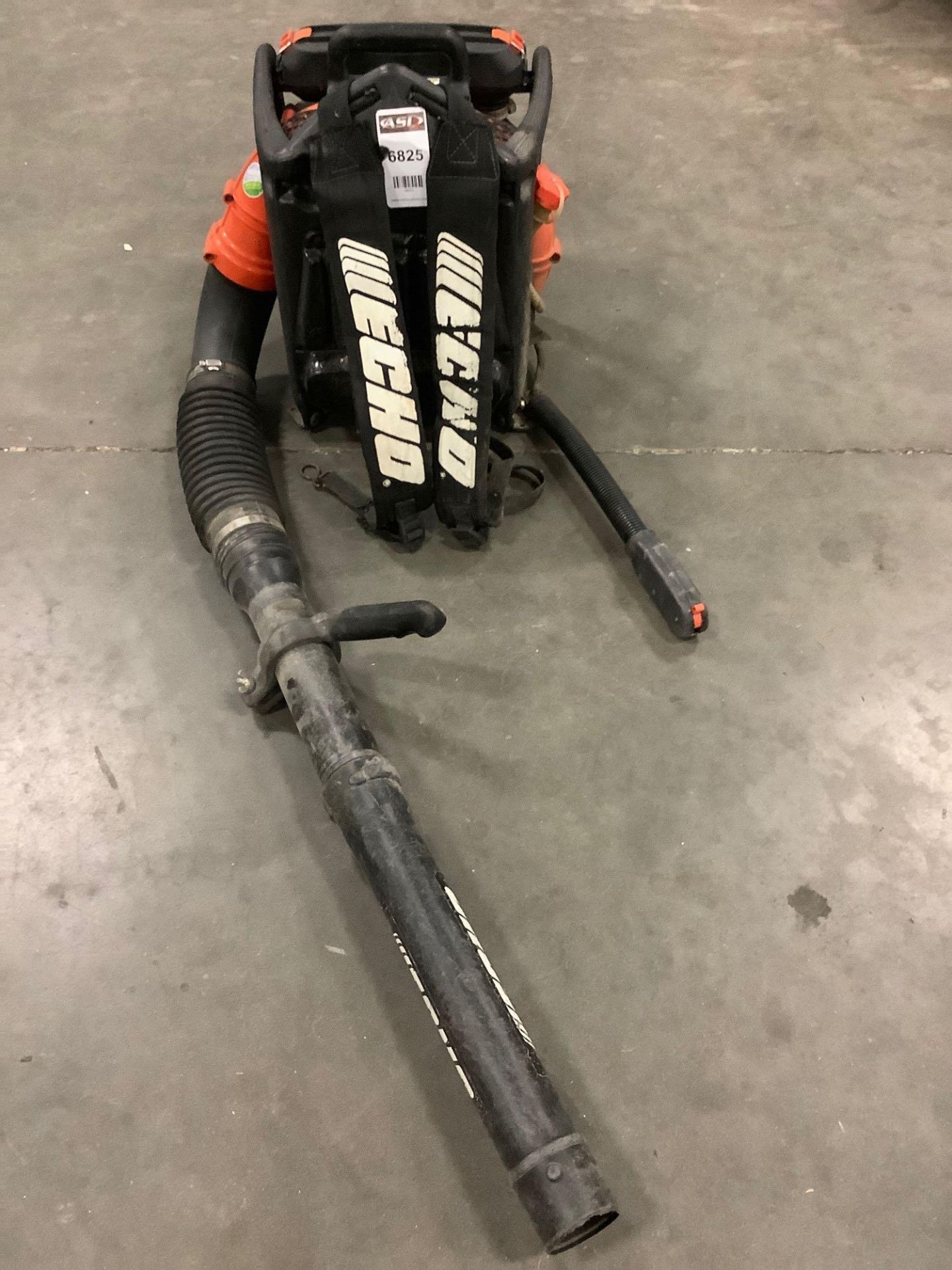 ECHO BACKPACK BLOWER MODEL PB-460 LN , GAS POWERED , RUNS AND OPERATES - Image 5 of 6