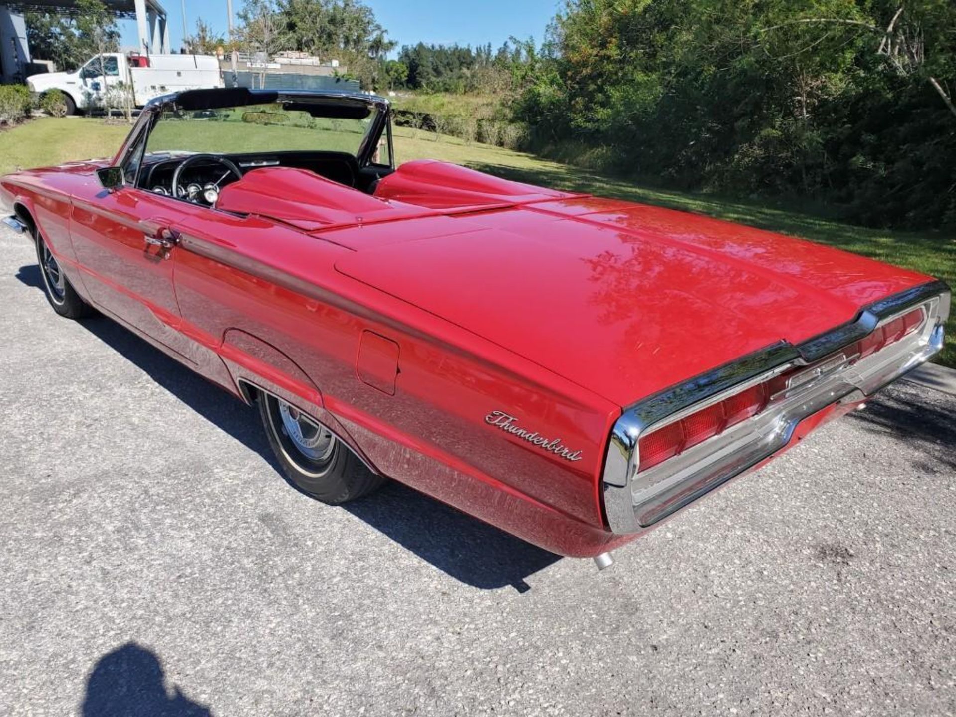 1966 FORD THUNDERBIRD CONVERTIBLE, A/C, ROADSTER TOP, ALL POWER, 390 V8 - Image 5 of 8