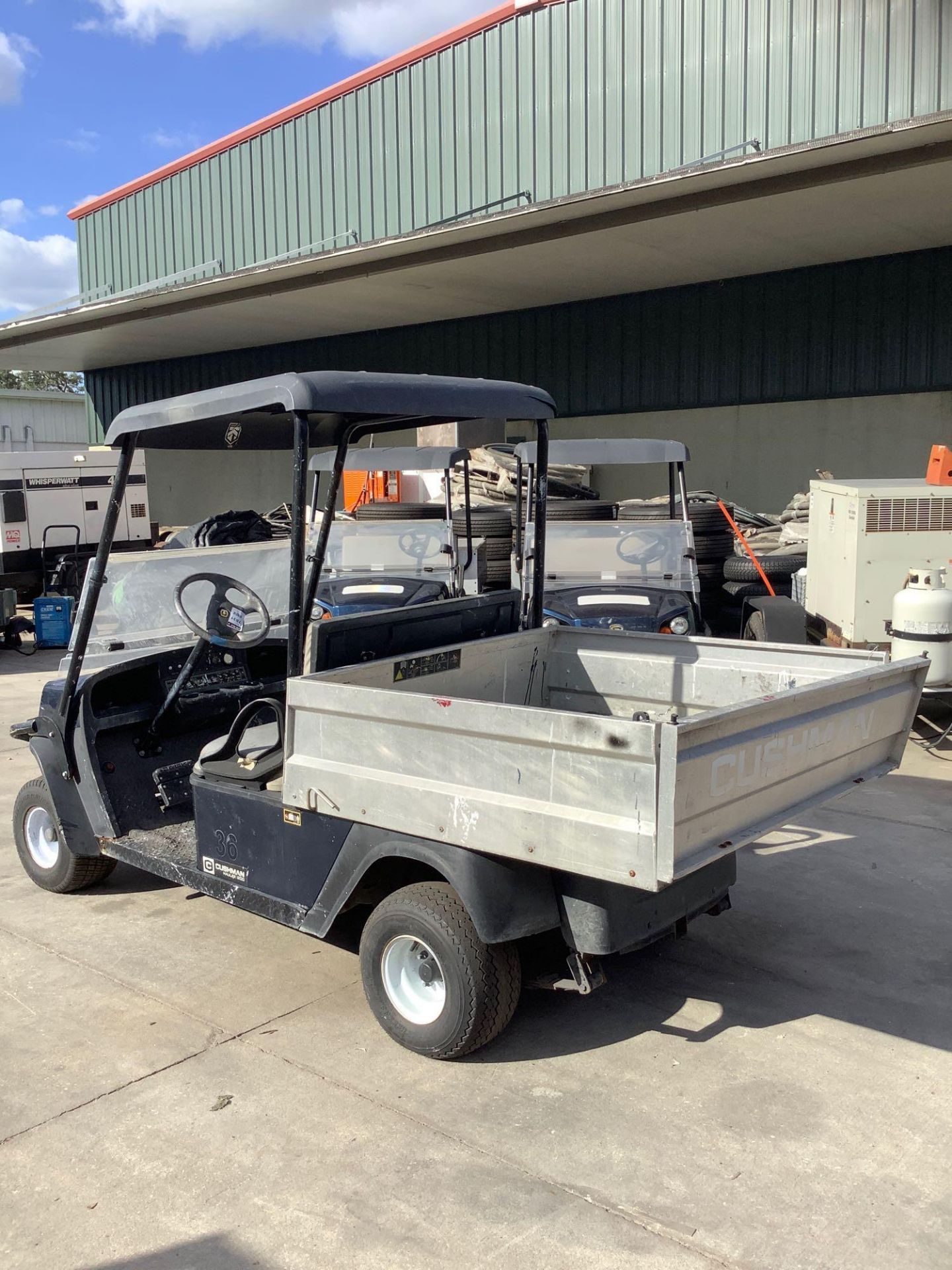 2016 CUSHMAN TEXTRON GOLF CART MODEL CSH HAUL 1200 G, GAS POWERED, KAWASAKI ENGINE, MANUAL DUMP BED, - Image 8 of 15