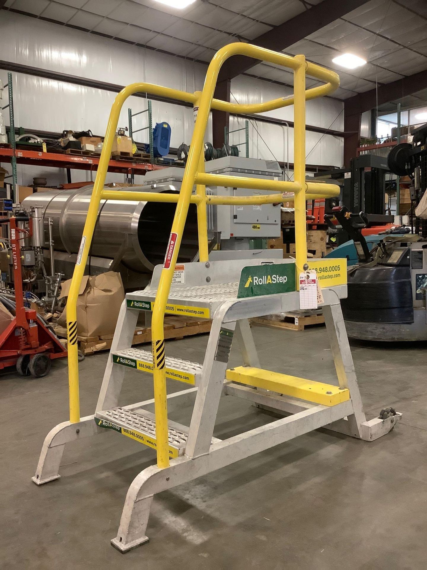 ROLLASTEP TR TILT N ROLL SERIES INDUSTRIAL LADDER, ALUMINUM CONSTRUCTION, APPROX 70in TALL x 32in WI - Image 8 of 9