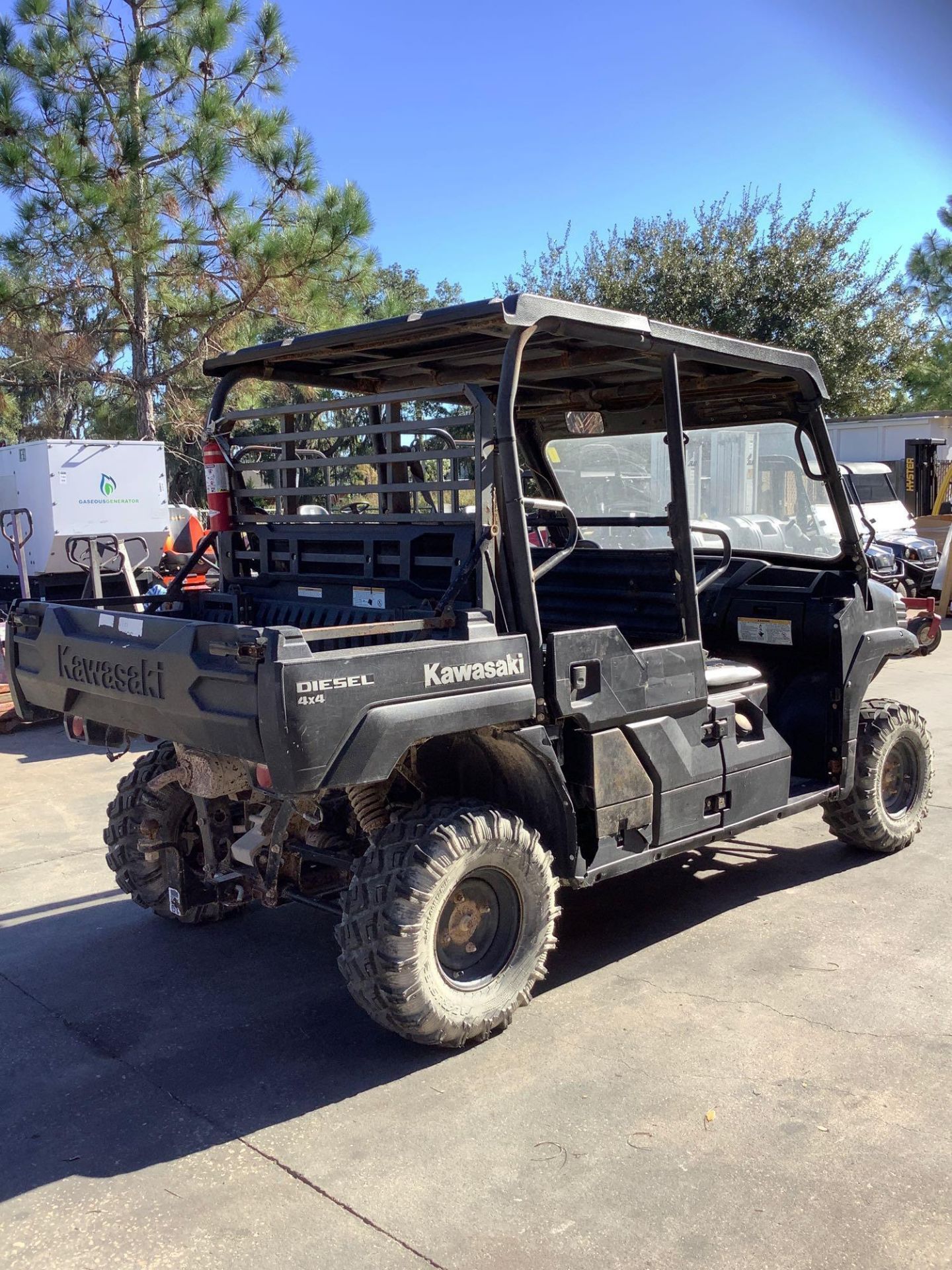 2016 KAWASAKI MULE PRO-DXT ATV, DIESEL, 4x4, CREW CAB, ELECTRIC POWER STEERING, 4WD, BALL HITCH, HAS - Image 6 of 15