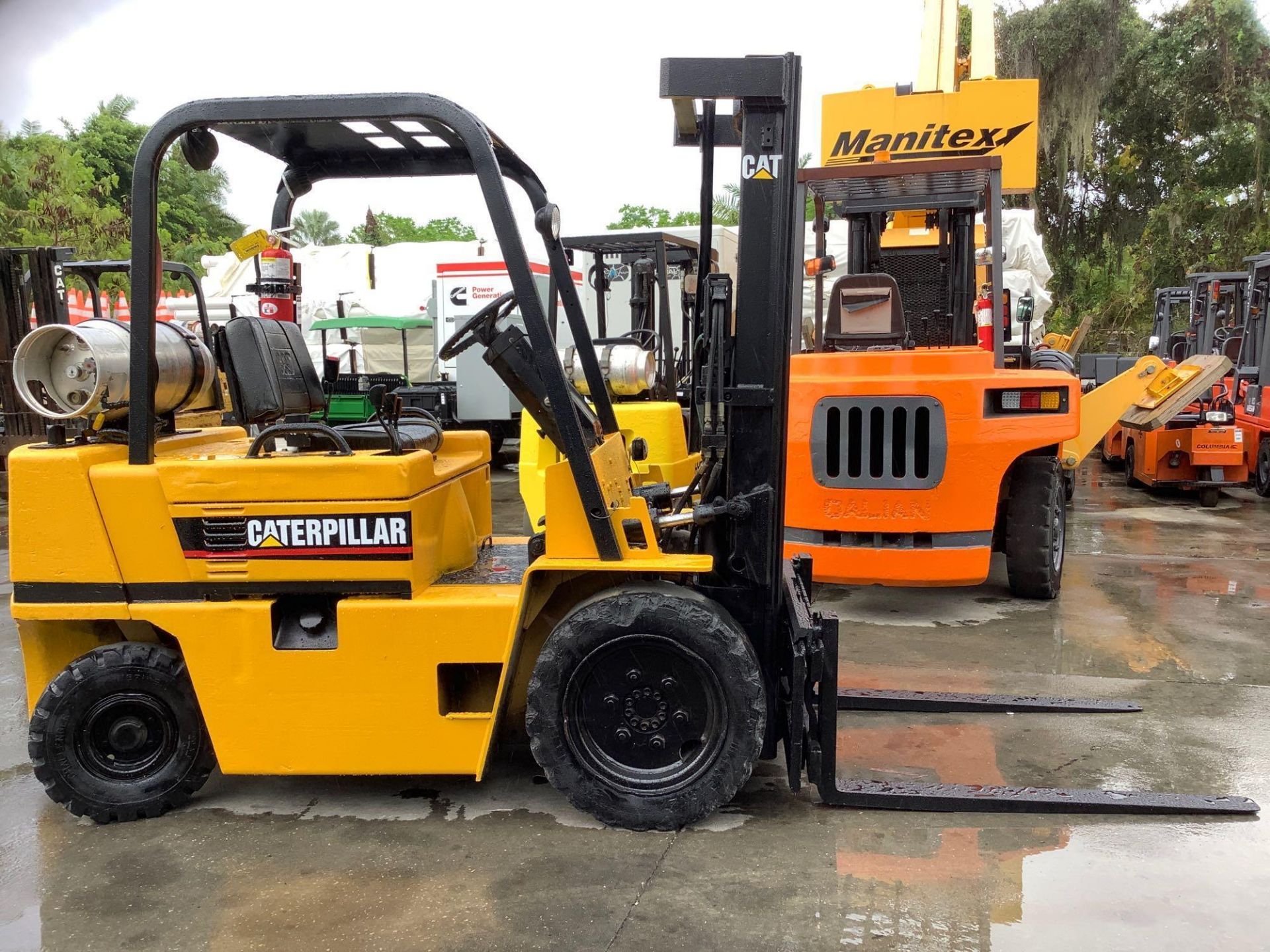 CATERPILLAR LP FORKLIFT MODEL V50D, APPROX MAX CAPACITY 5000LBS, APPROX MAX HEIGHT 173in, TILT