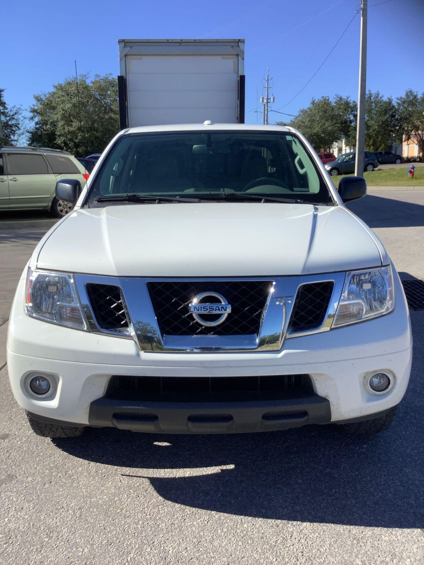 2017 NISSAN FRONTIER PICKUP TRUCK, GAS ENGINE, AUTOMATIC TRANSMISSION, CREW CAB, 4 DOOR, A/C , POWER - Image 14 of 24