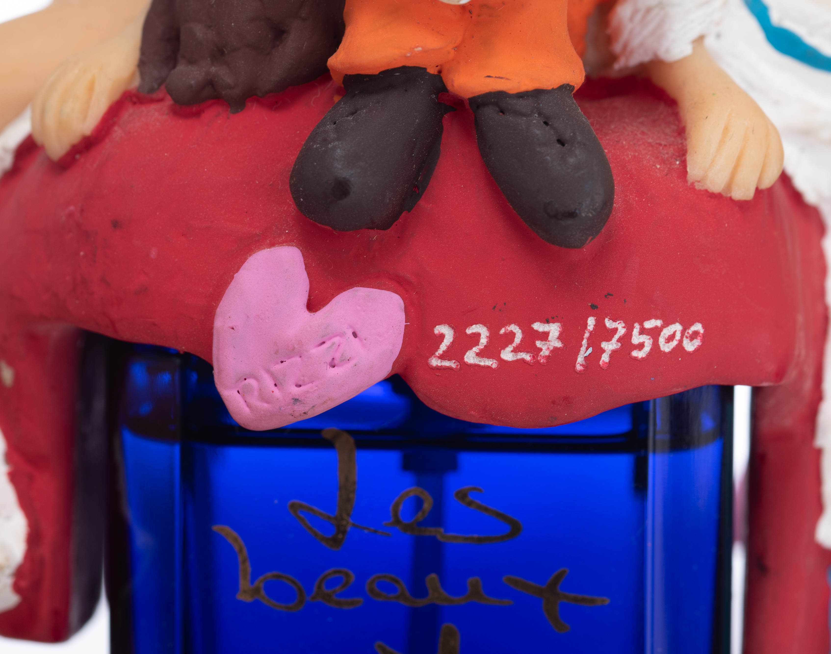 A series of 18 Les Beaux Arts perfume bottles with patinated bronze sculptures, design by various ar - Image 28 of 35