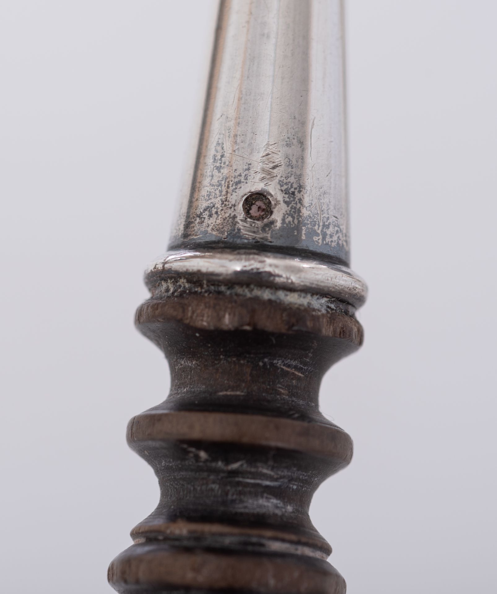 Two Paris hallmarked sugar sifter ladles, one with maker's mark of Philippe Berthiez (ca. 1840, weig - Image 14 of 21