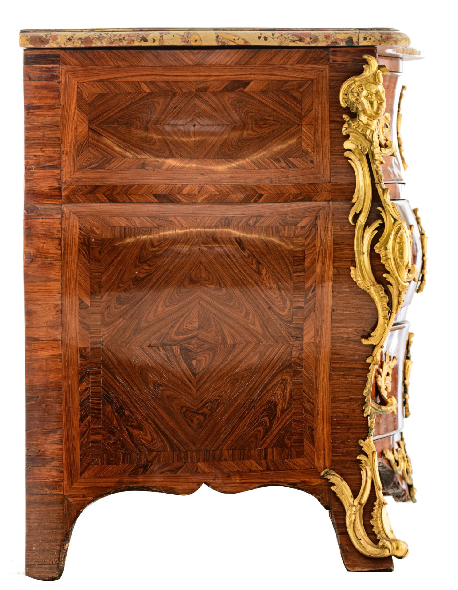 An exceptional and very fine kingwood veneered French early Louis XV 'commode galb‚', with ormolu br - Image 5 of 17