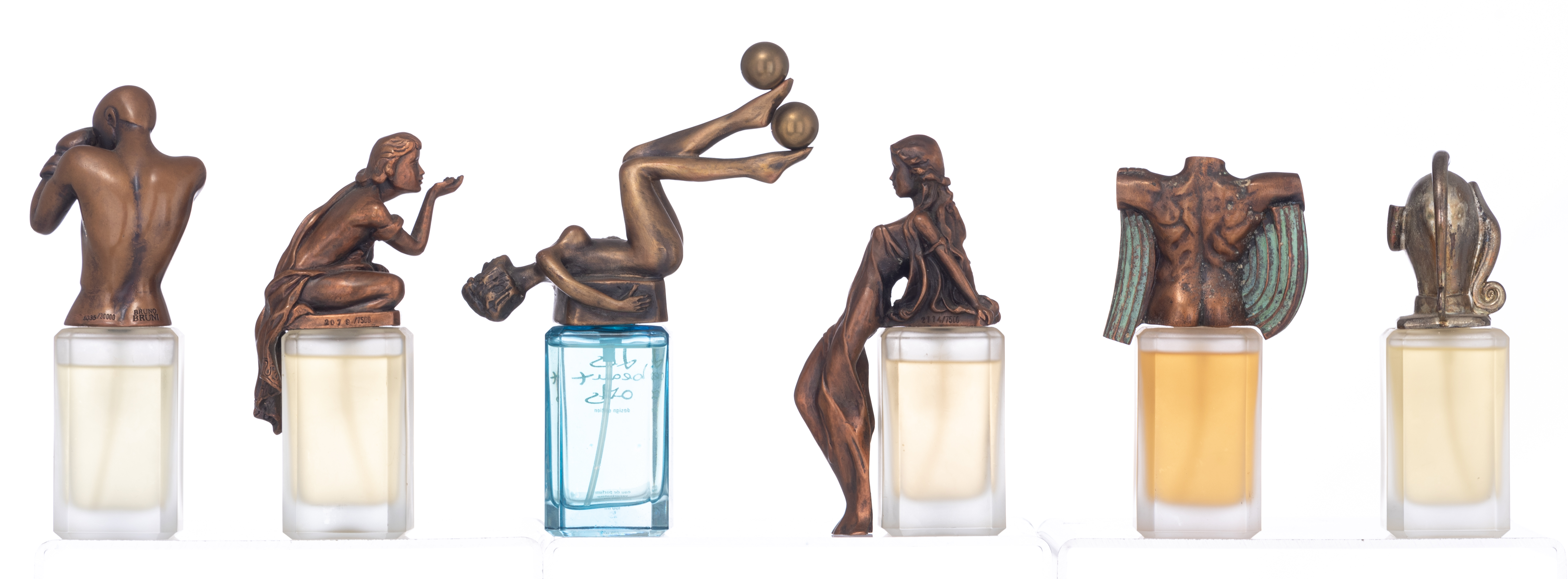 A series of 18 Les Beaux Arts perfume bottles with patinated bronze sculptures, design by various ar - Image 7 of 35