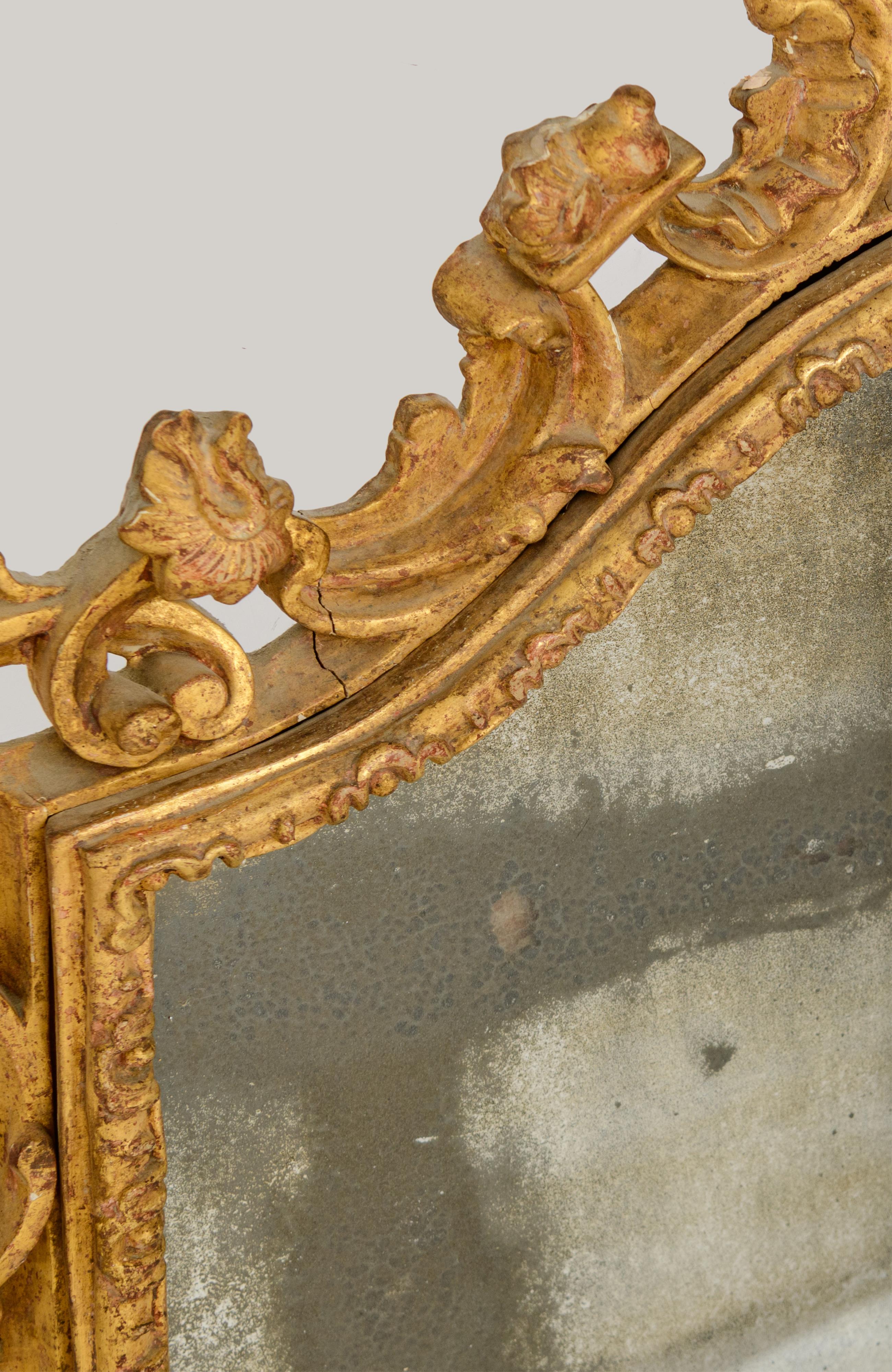 A gilt and finely carved Baroque Venetian wall mirror, decorated with shells and volutes, 18thC, H 1 - Image 6 of 8