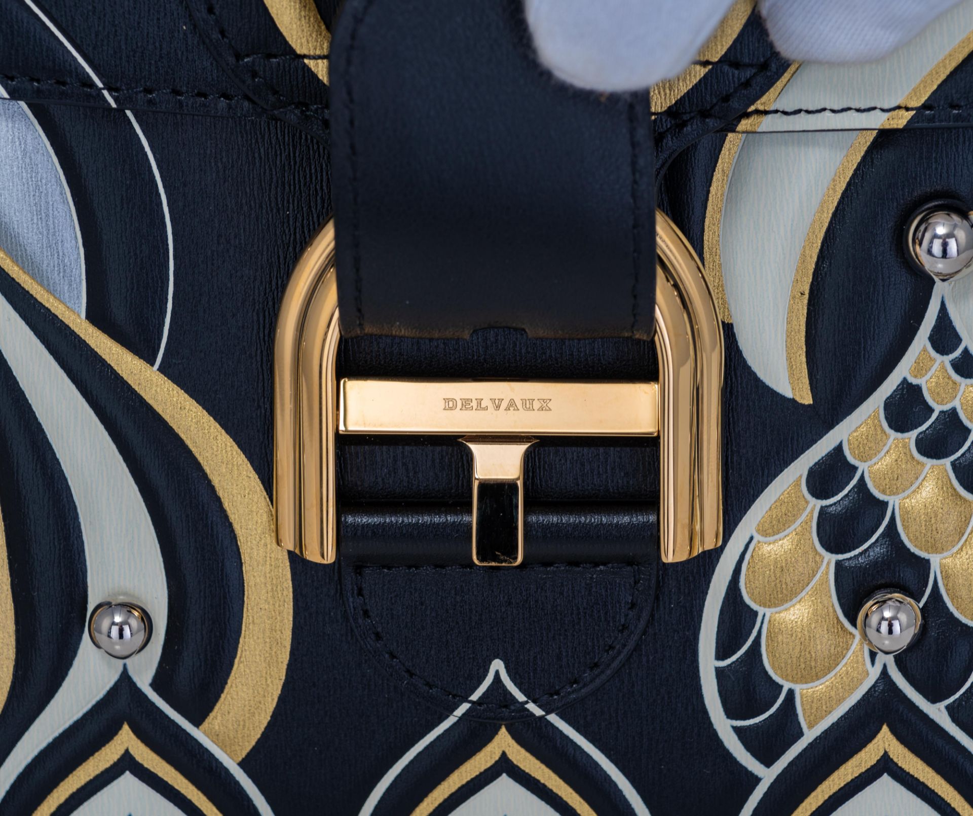 A black leather Delvaux Brillant Bolshoi MMS 'Winter Rhapsody' handbag, displaying Slavic winter lan - Image 9 of 14