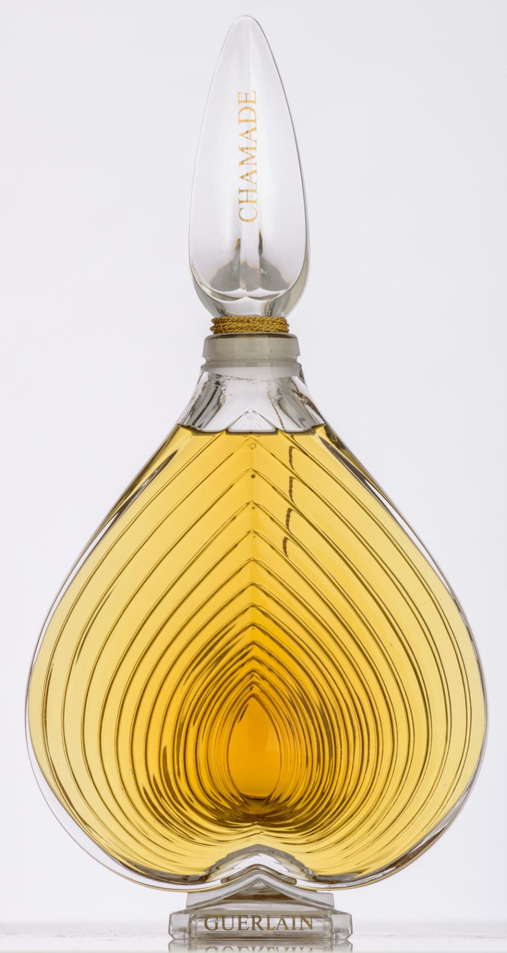 Three large perfume factice display bottles: Chamade, Shalimar and Misouko by Guerlain, H 30 - 38 - - Bild 2 aus 11