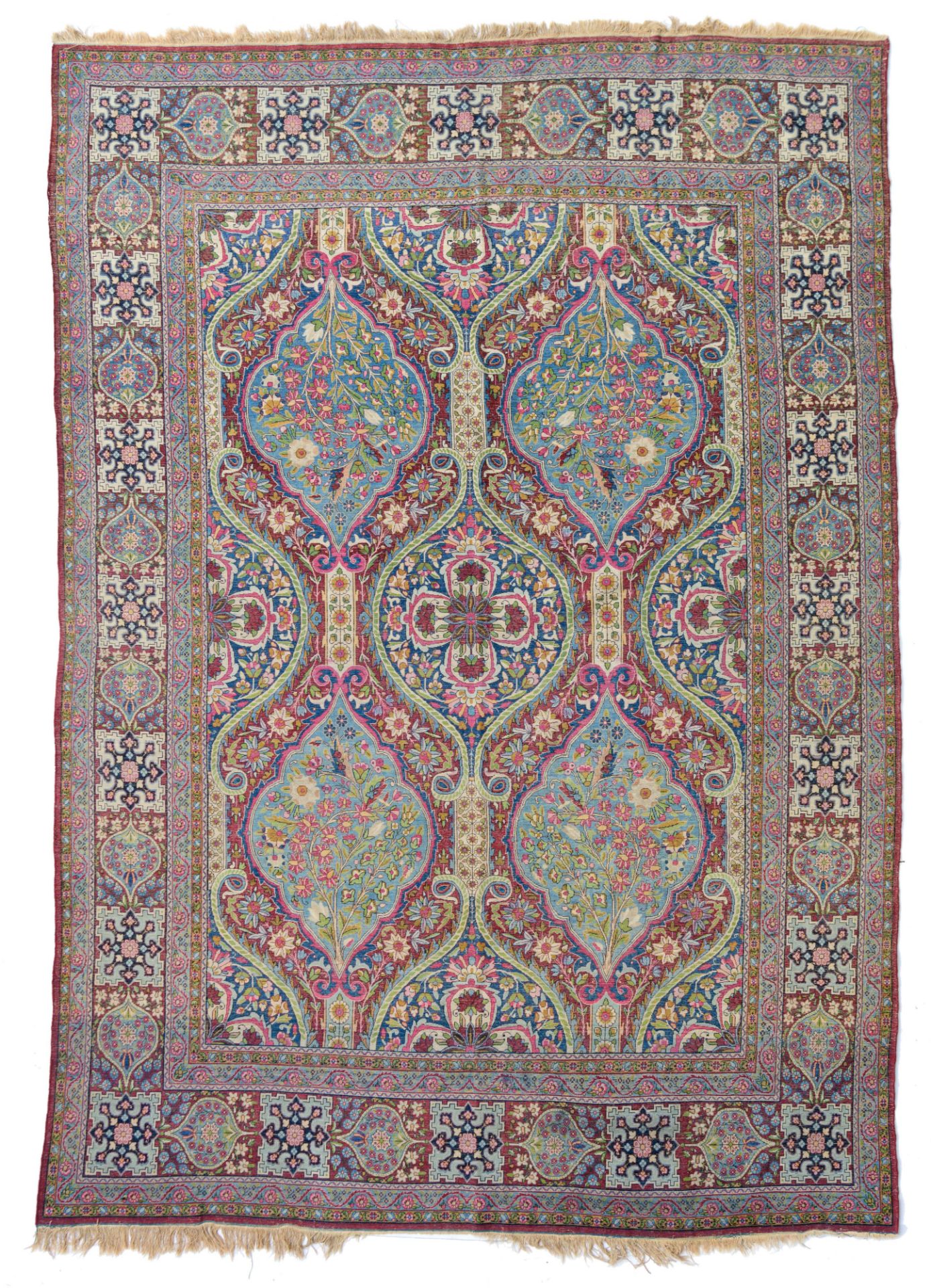 A woollen Herati rug, decorated with geometrical motifs, 271 x 380 cm - Bild 2 aus 8