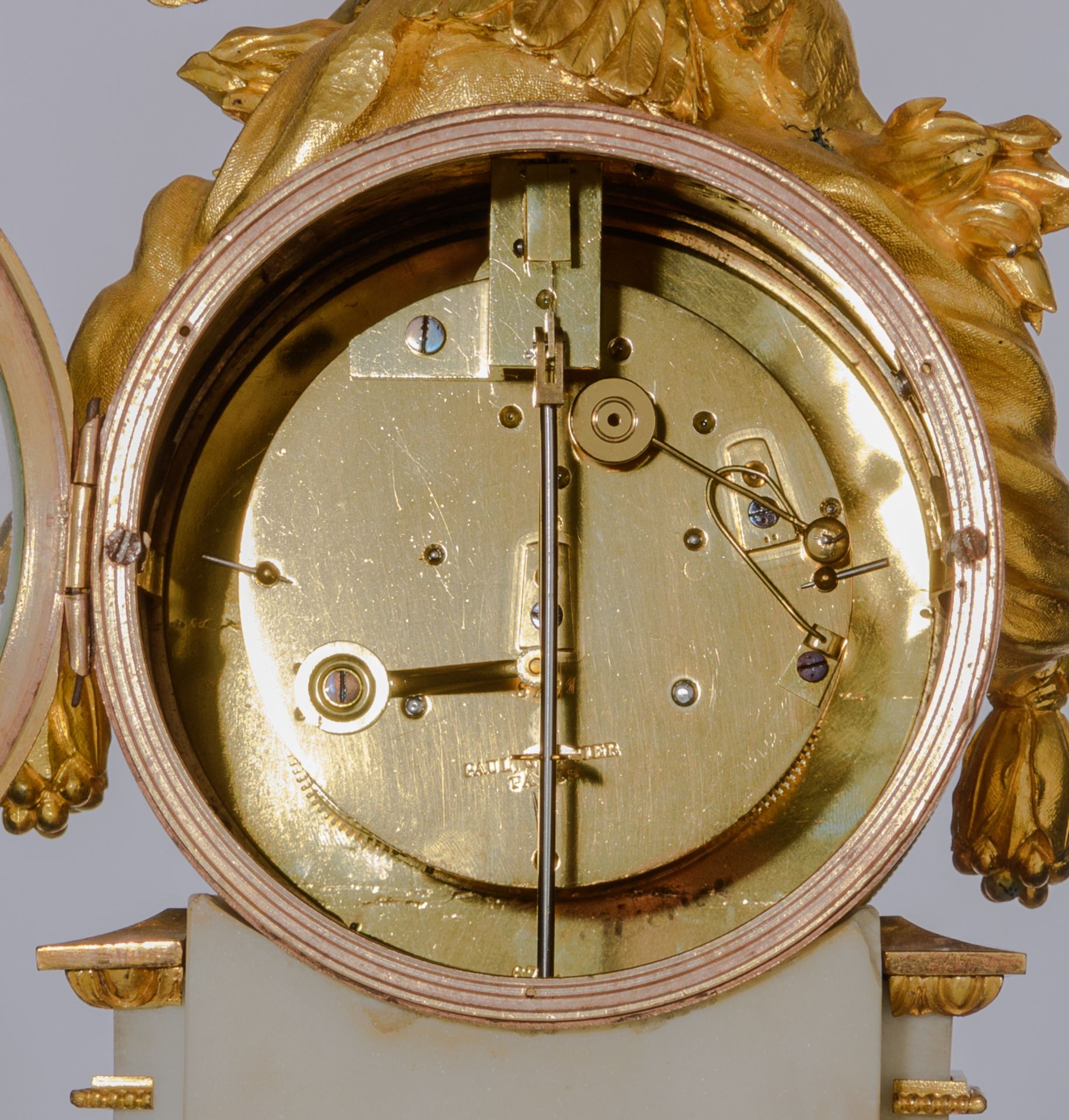 A fine Carrara marble, gilt and patinated bronze Empire mantle clock 'Aux Mar‚chaux', the white enam - Bild 8 aus 12