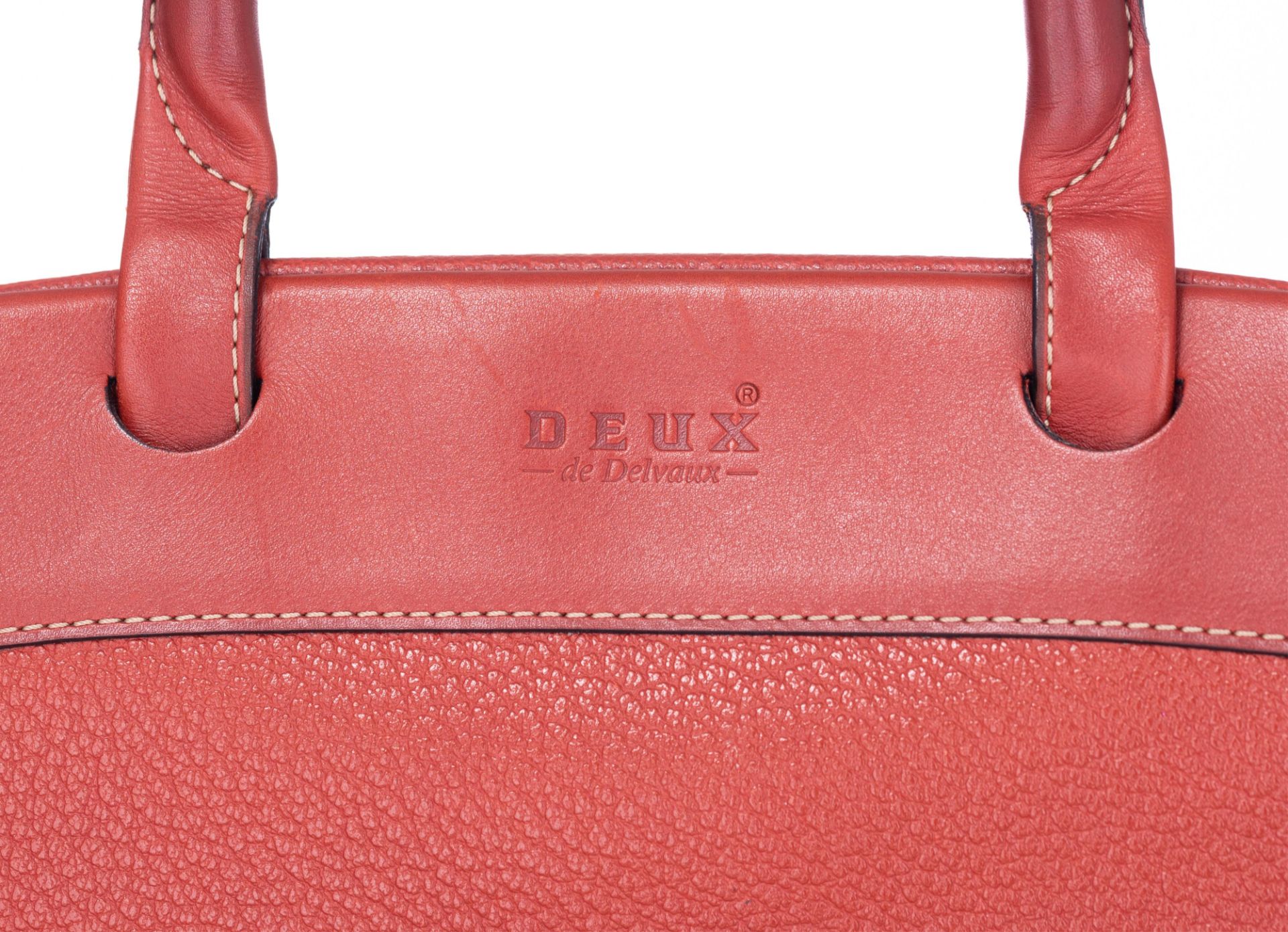 A red leather Deux de Delvaux handbag, H 29 - W 32 - D 15 cm - Bild 8 aus 12