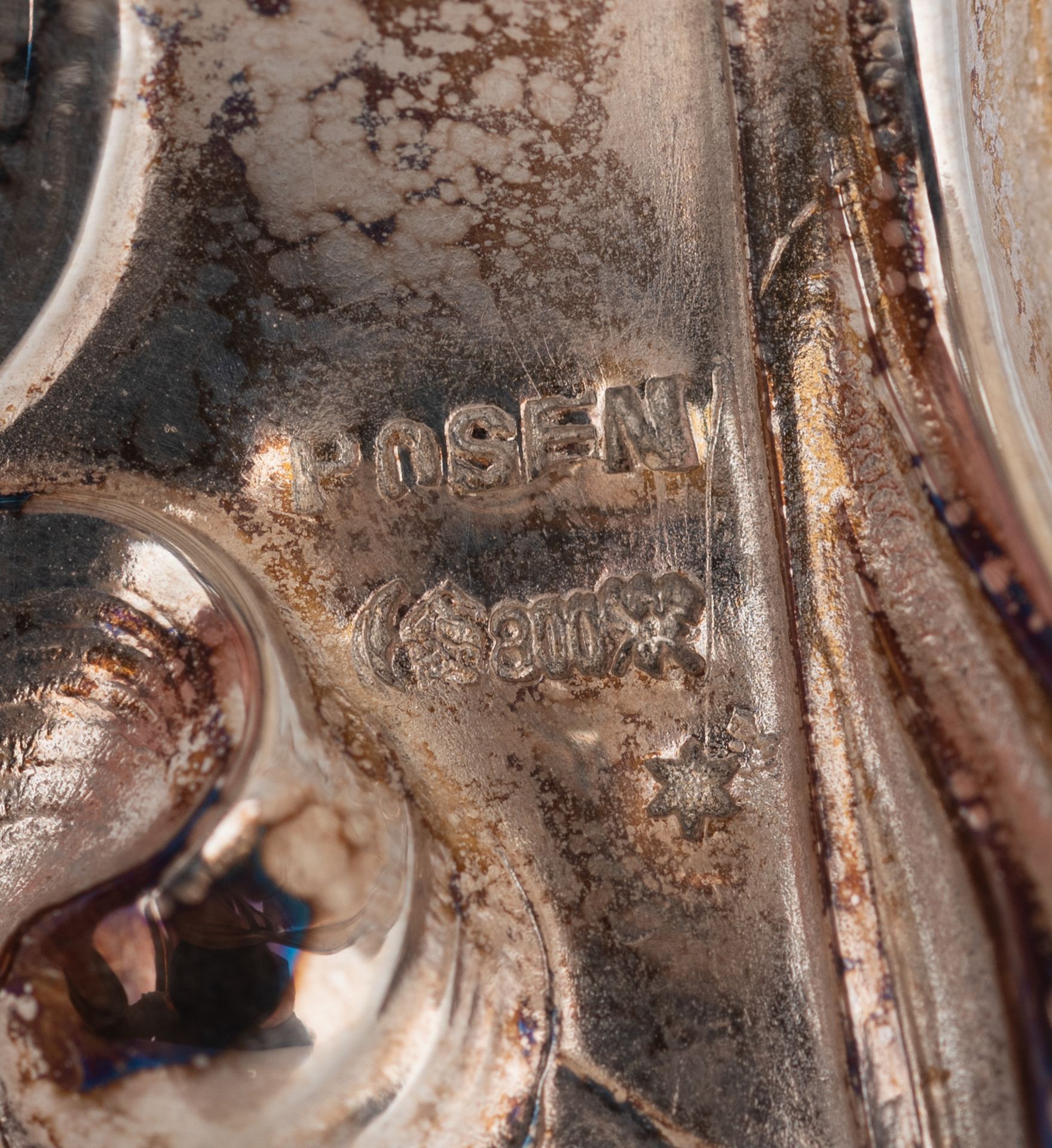 An Art Nouveau silver centrepiece, decorated with the lady in the centre holding a laurel wreath, Ge - Image 8 of 12