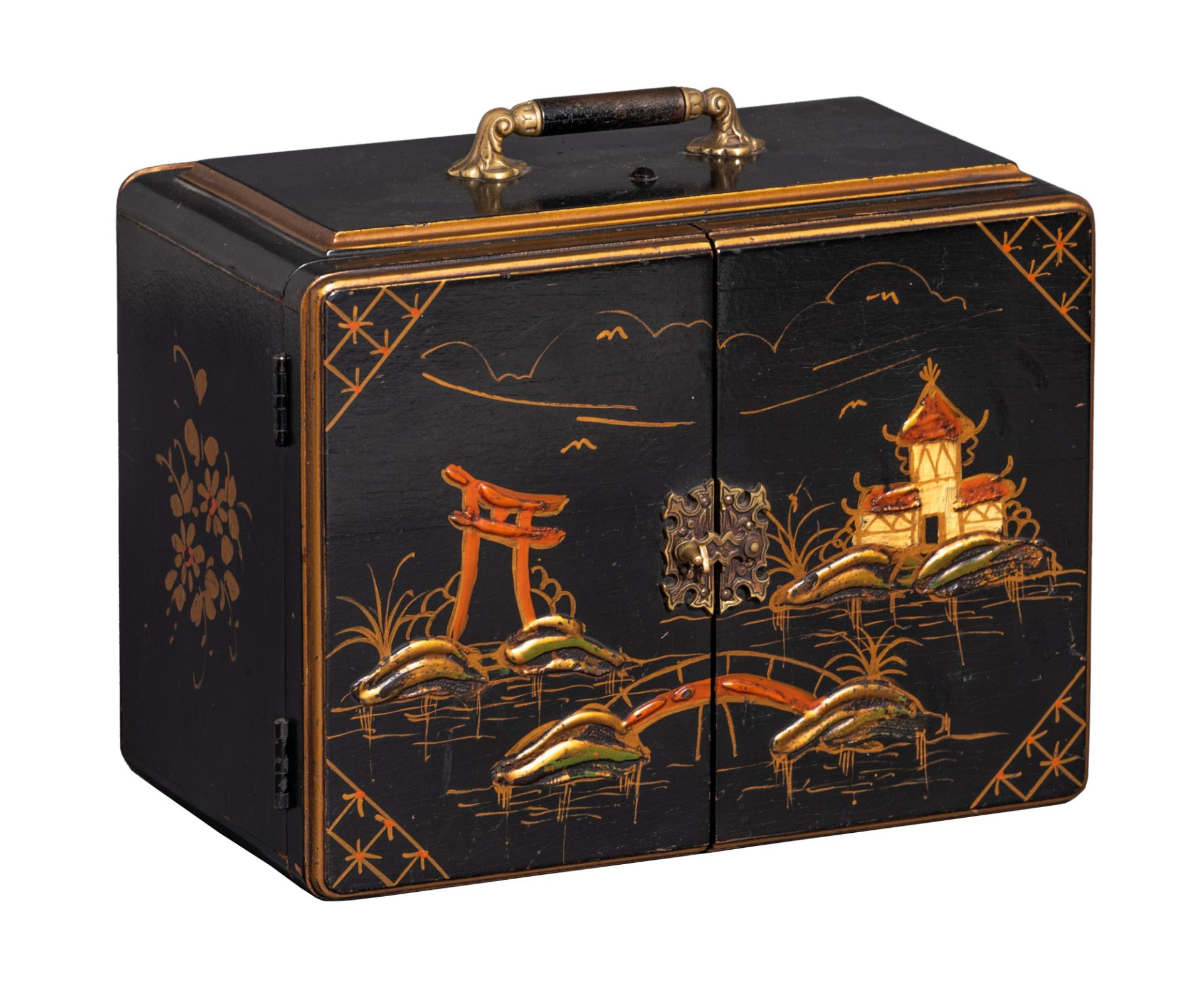 A rare 321AW Chinese chest 'Oriental Garden' Emerson Radio & Phonograph Cø - New York - N.Y. - USA r