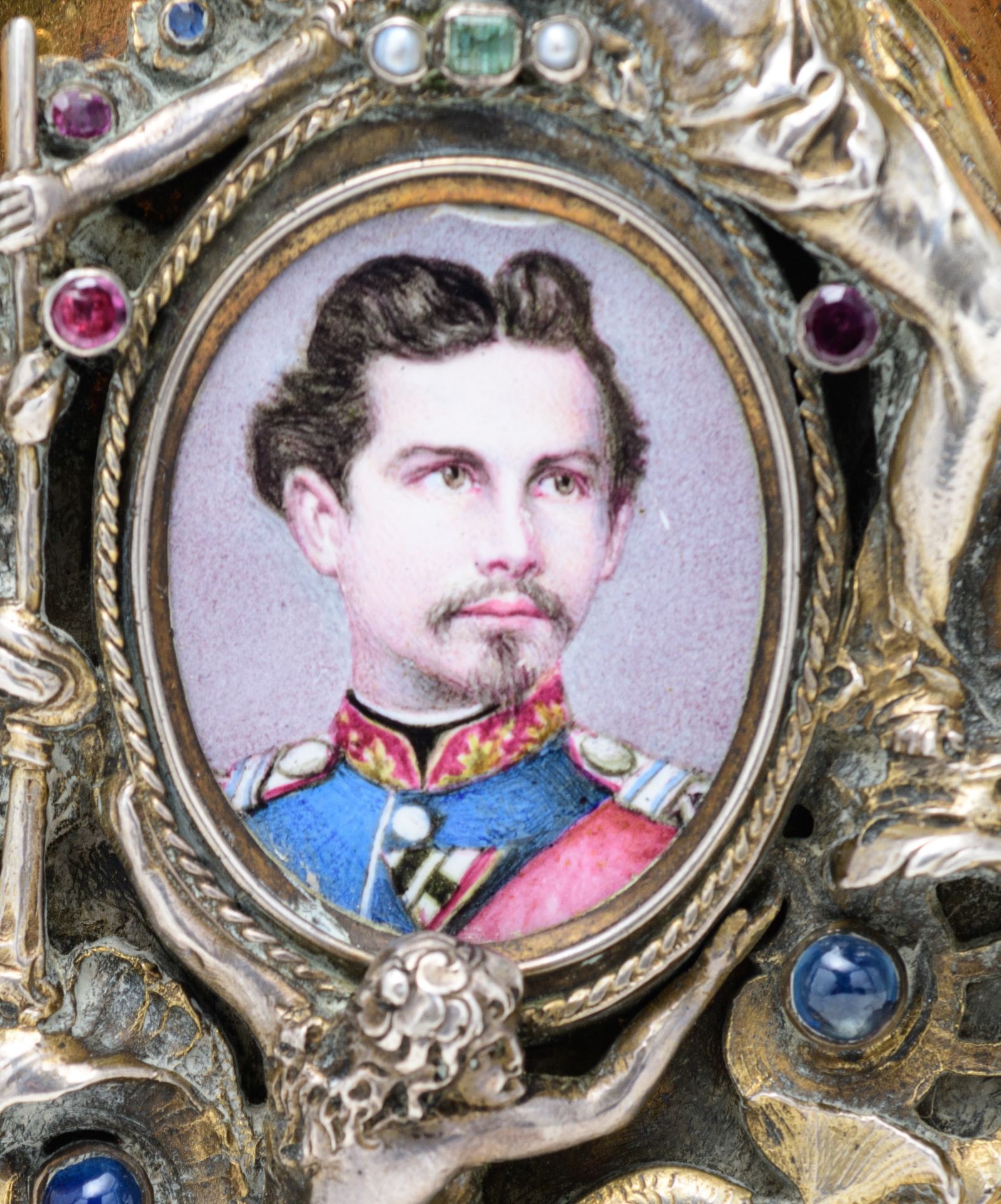 A Russian vermeil silver cigarette case, decorated with a crowned miniature portrait of Ludwig II of - Image 6 of 6