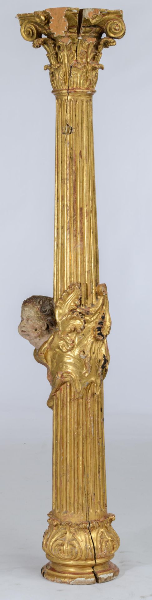 An imposing and finely carved gilt and polychrome painted Neoclassical column with a Corinthian capi - Bild 3 aus 13