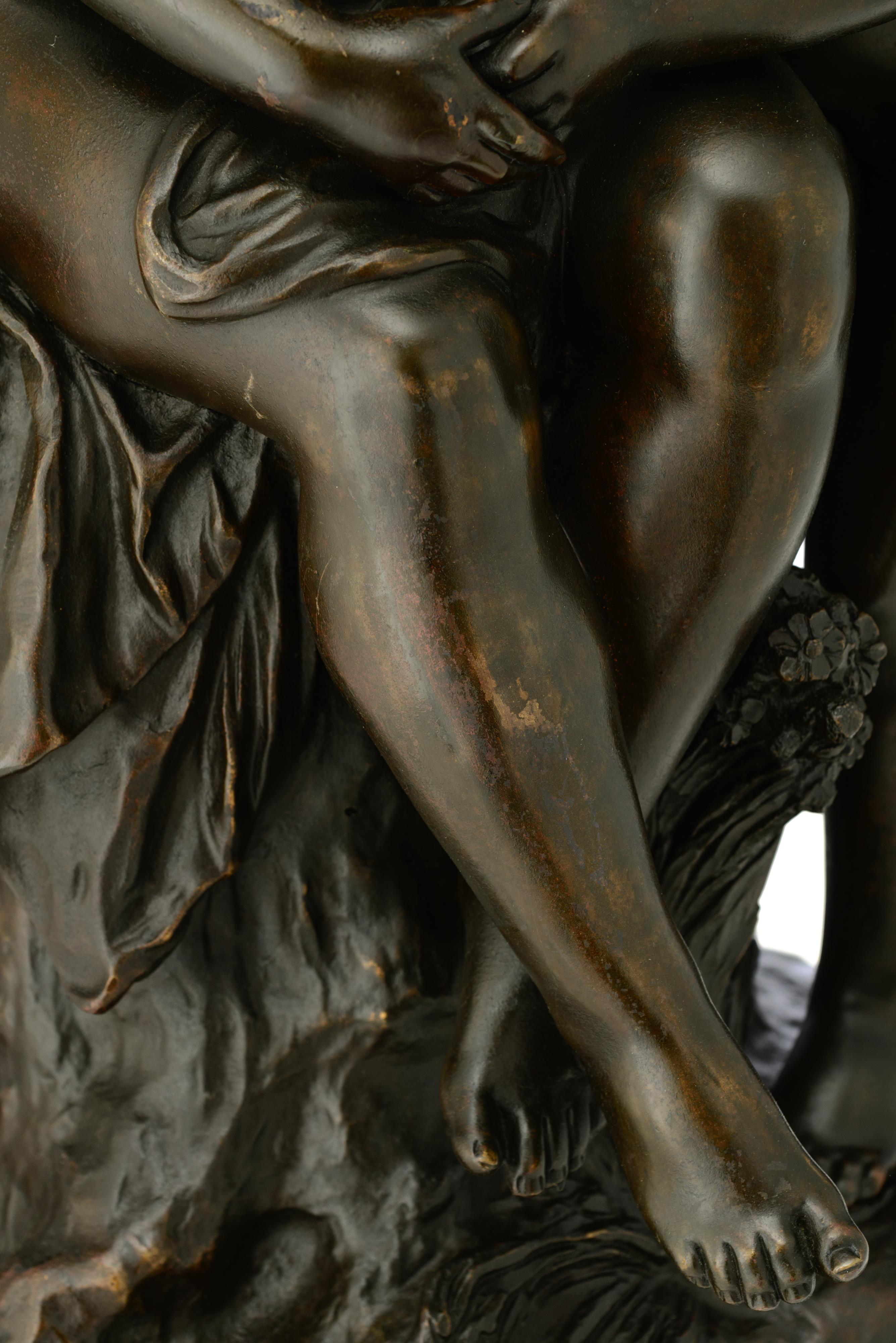 Moreau H., 'Un Secret', patinated bronze on a vert de mer marble base, H 67 - 70,5 (without and with - Image 9 of 9