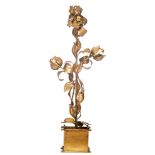 A vintage '70s gilt metal floral-shaped floor lamp by Hans K”gel, H 125 cm