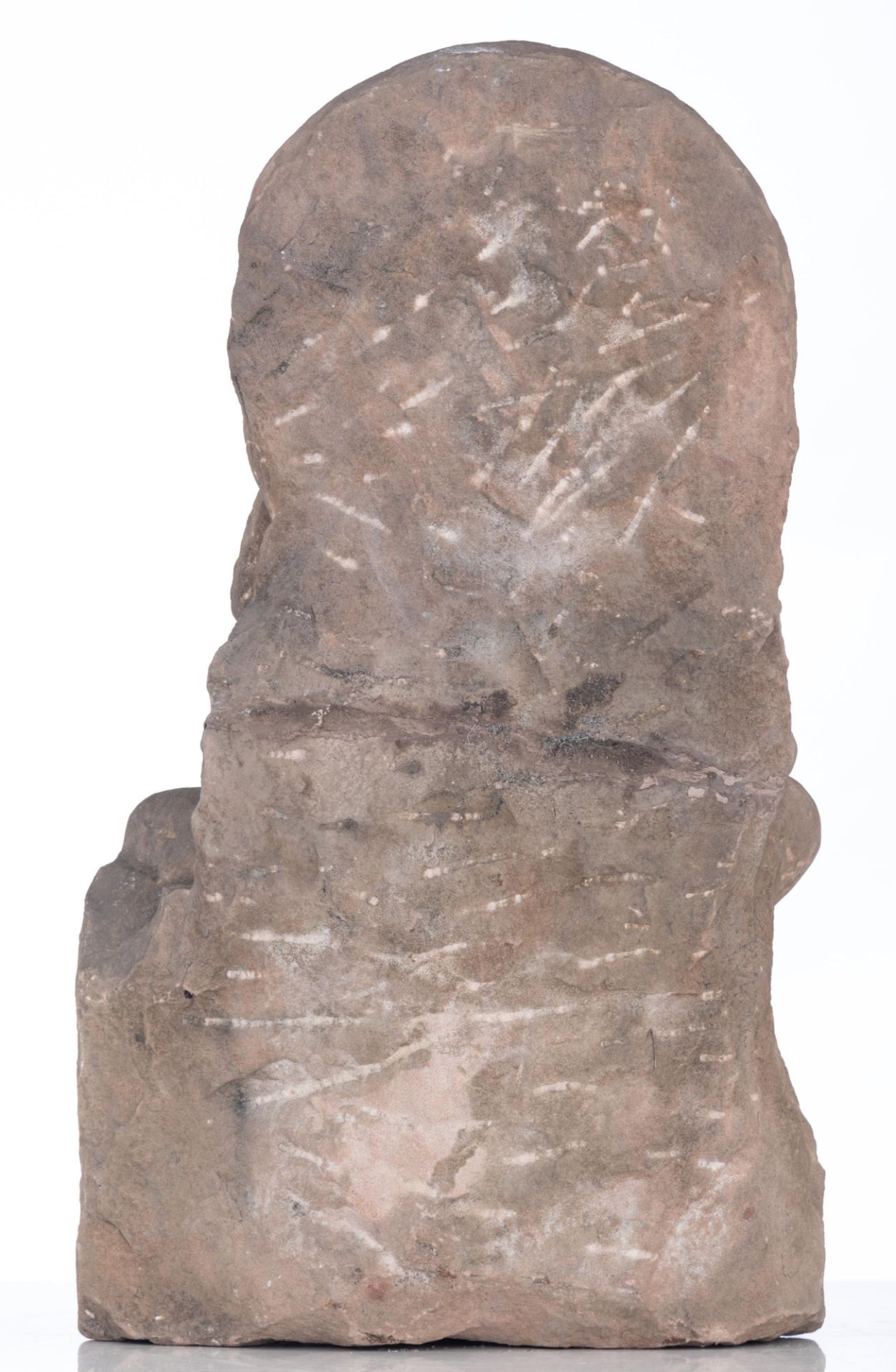 A sandstone architectural fragment of a Hindu god, India, H 58,5 - W 34 - D 19,5 cm - Bild 3 aus 14