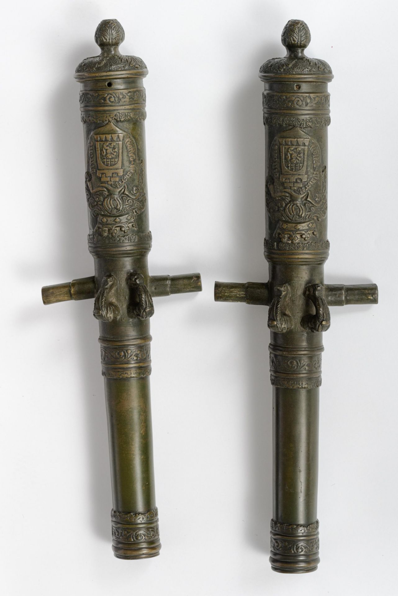 A pair of miniature bronze cannons, with the coat of arms of Dinant and inscription 'Nollet-Macret D - Bild 6 aus 7