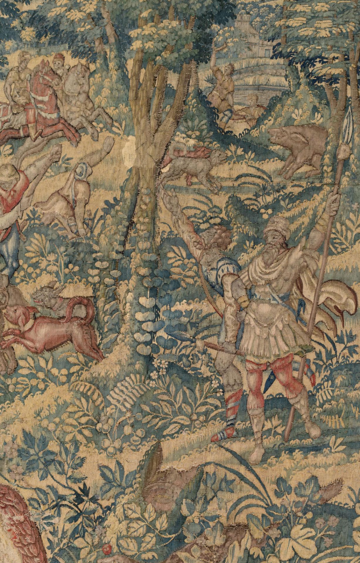A Flemish wall tapestry, depicting wild boar hunting scenes, the border richly decorated with variou - Bild 3 aus 26