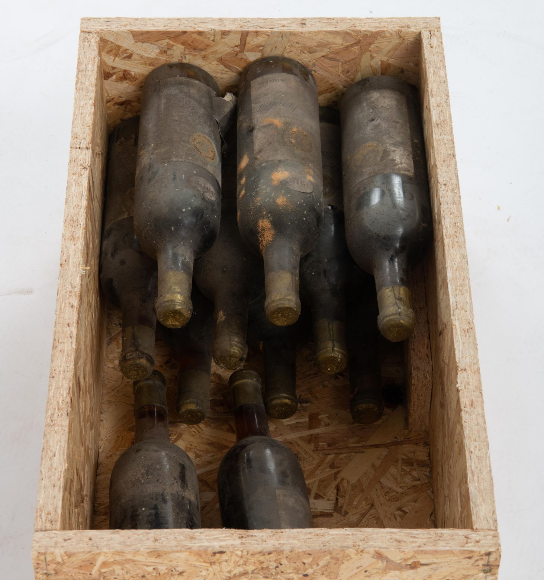A series of J. Vandermeulen - DecanniŠre (Ostend - Belgium) bottled wines (standard size): 3 bottles - Bild 18 aus 19