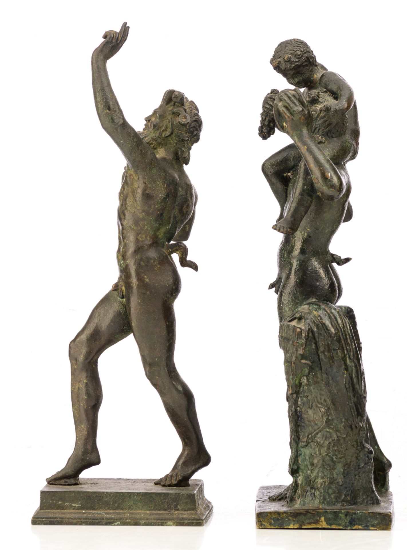 Two green patinated bronze Bacchus figures, H 30 - 30,5 cm - Image 2 of 6