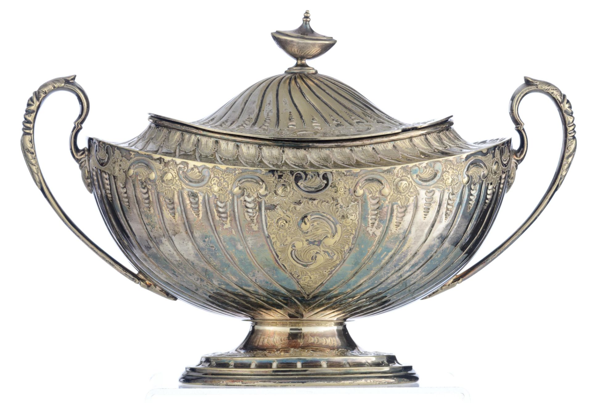 An English Neoclassical silver coffee pot with an ebony handle and knob, hallmarked Birmingham, date - Image 8 of 18