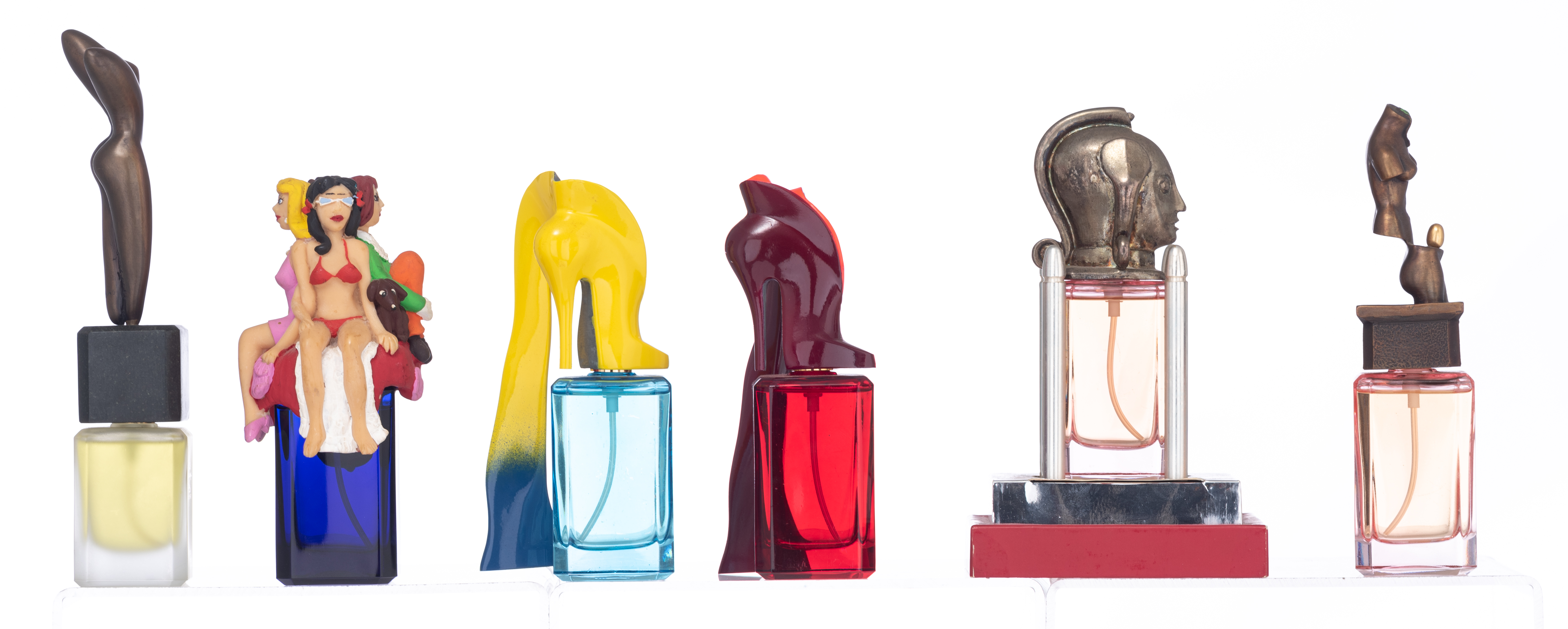 A series of 18 Les Beaux Arts perfume bottles with patinated bronze sculptures, design by various ar - Image 5 of 35
