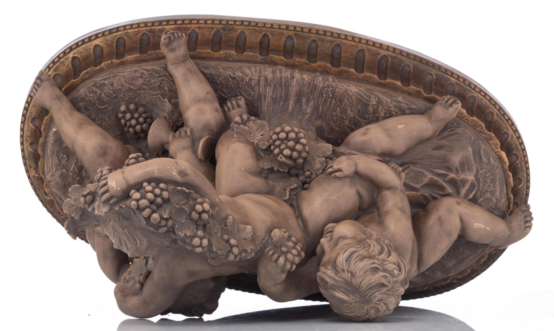 Calendi, a patinated terracotta group depicting putti playing with grapes around a source, on a gilt - Bild 5 aus 18